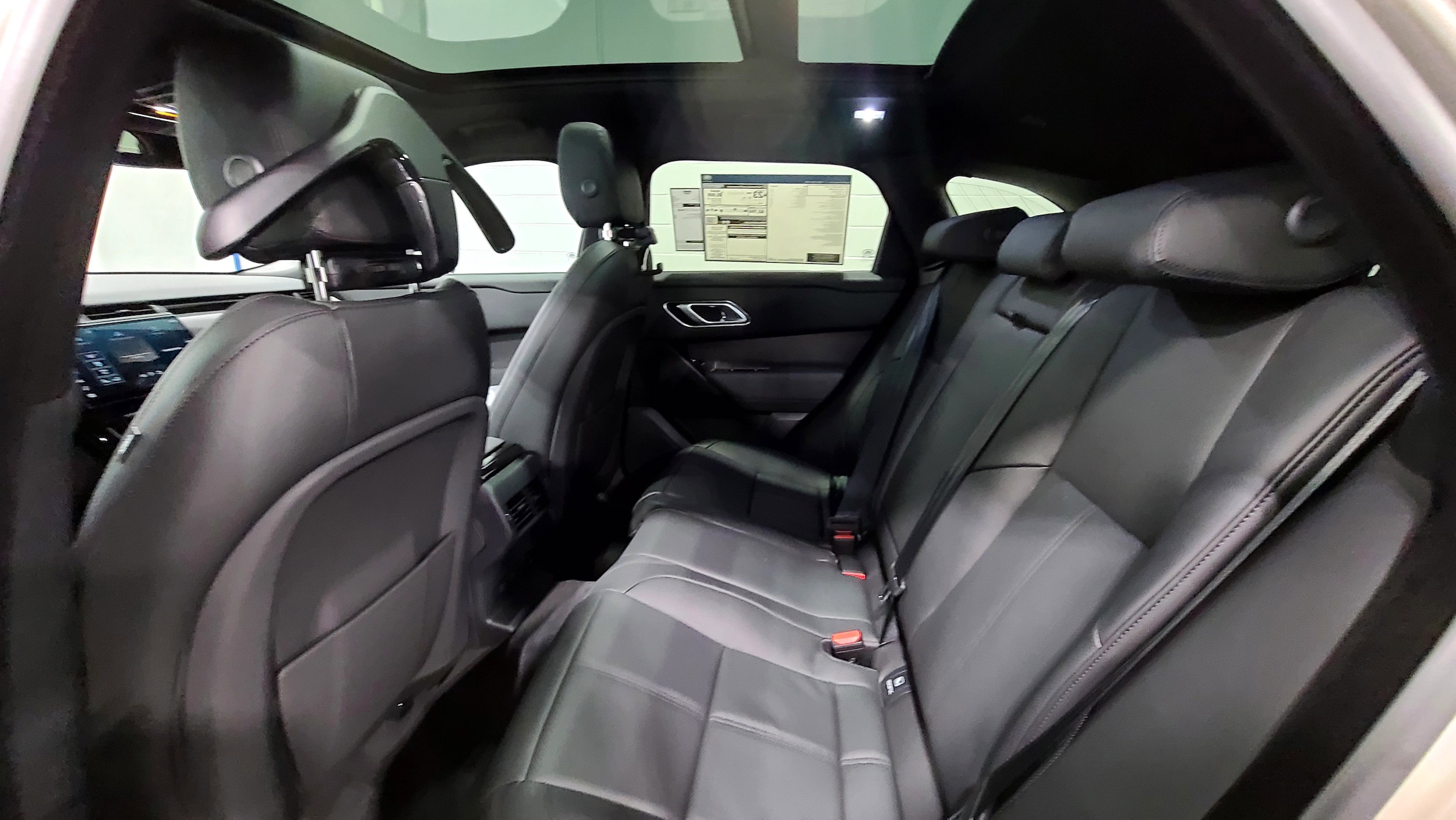 2026 Land Rover Range Rover Velar S photo 5