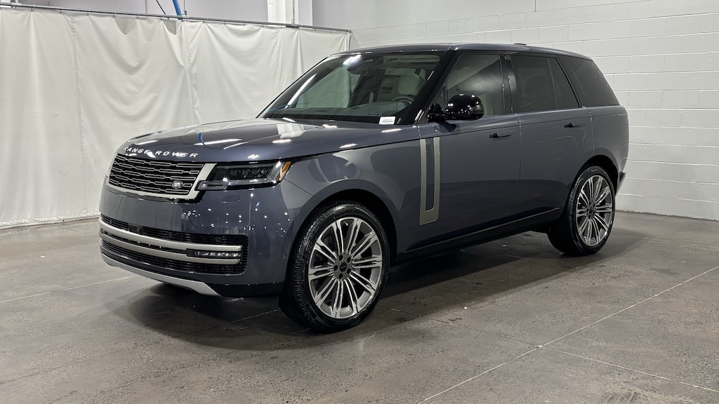 New 2026 Land Rover Range Rover SE SUV