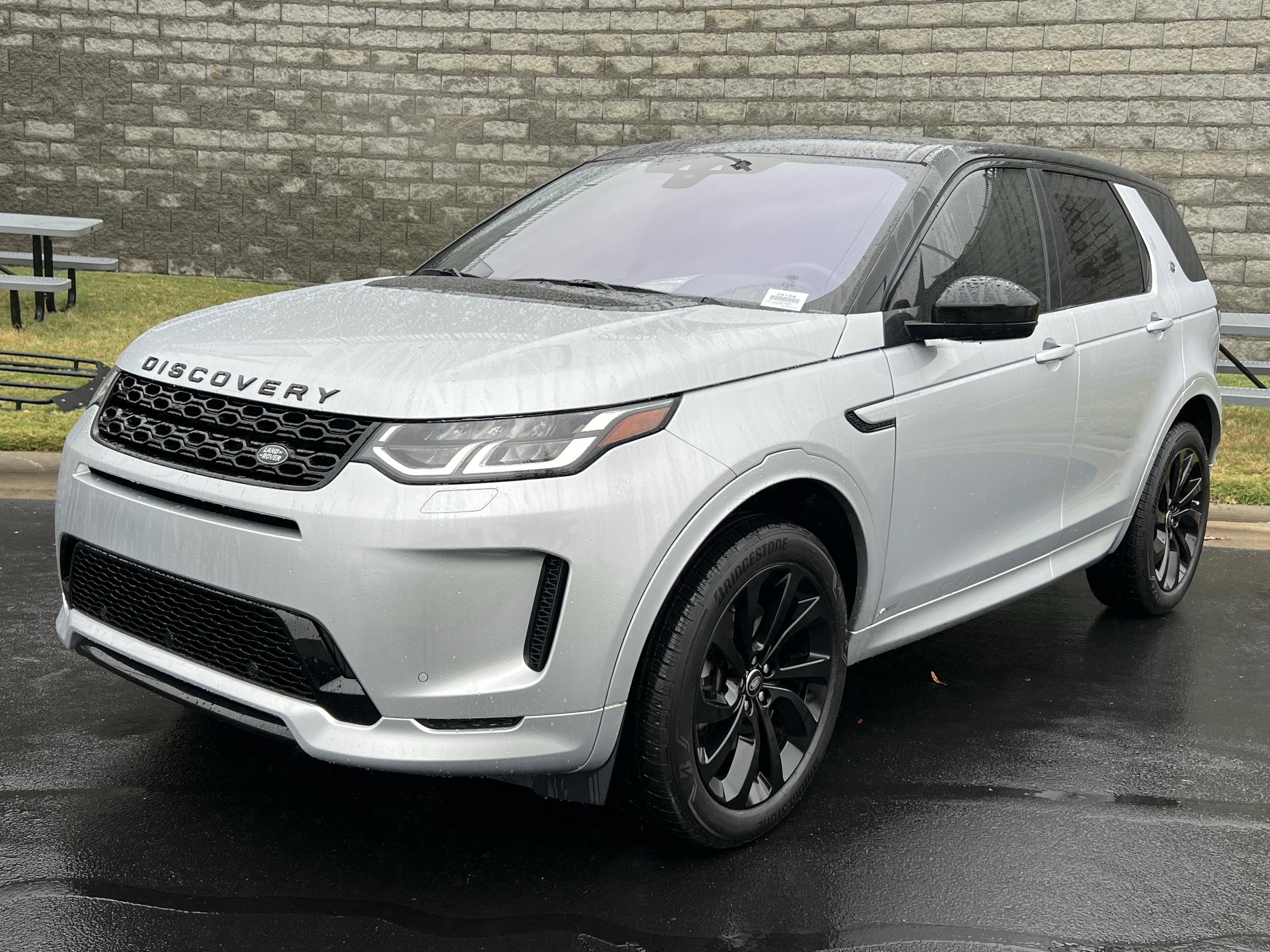 2020 Land Rover Discovery Sport S's photo