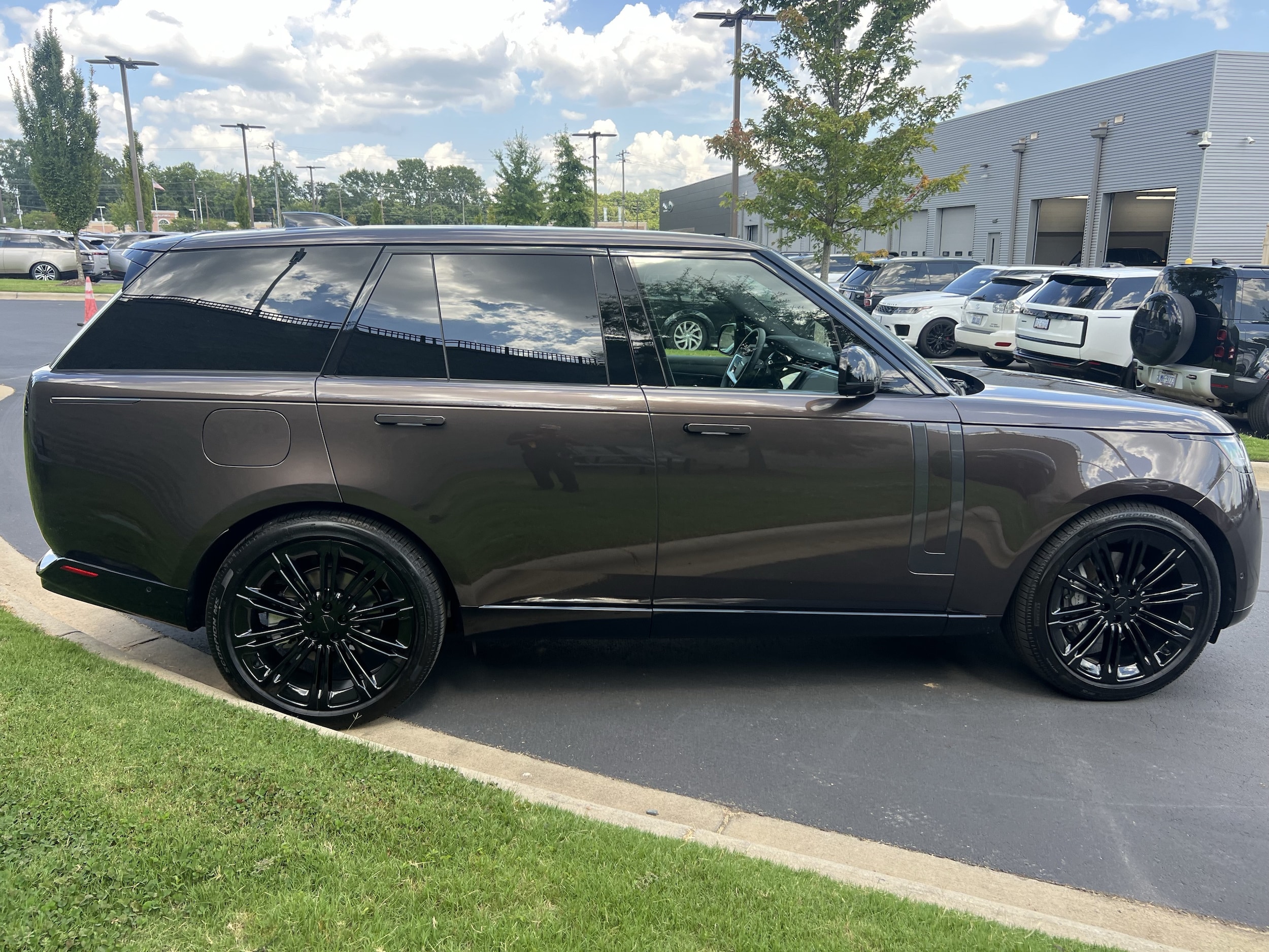 2026 Land Rover Range Rover SE