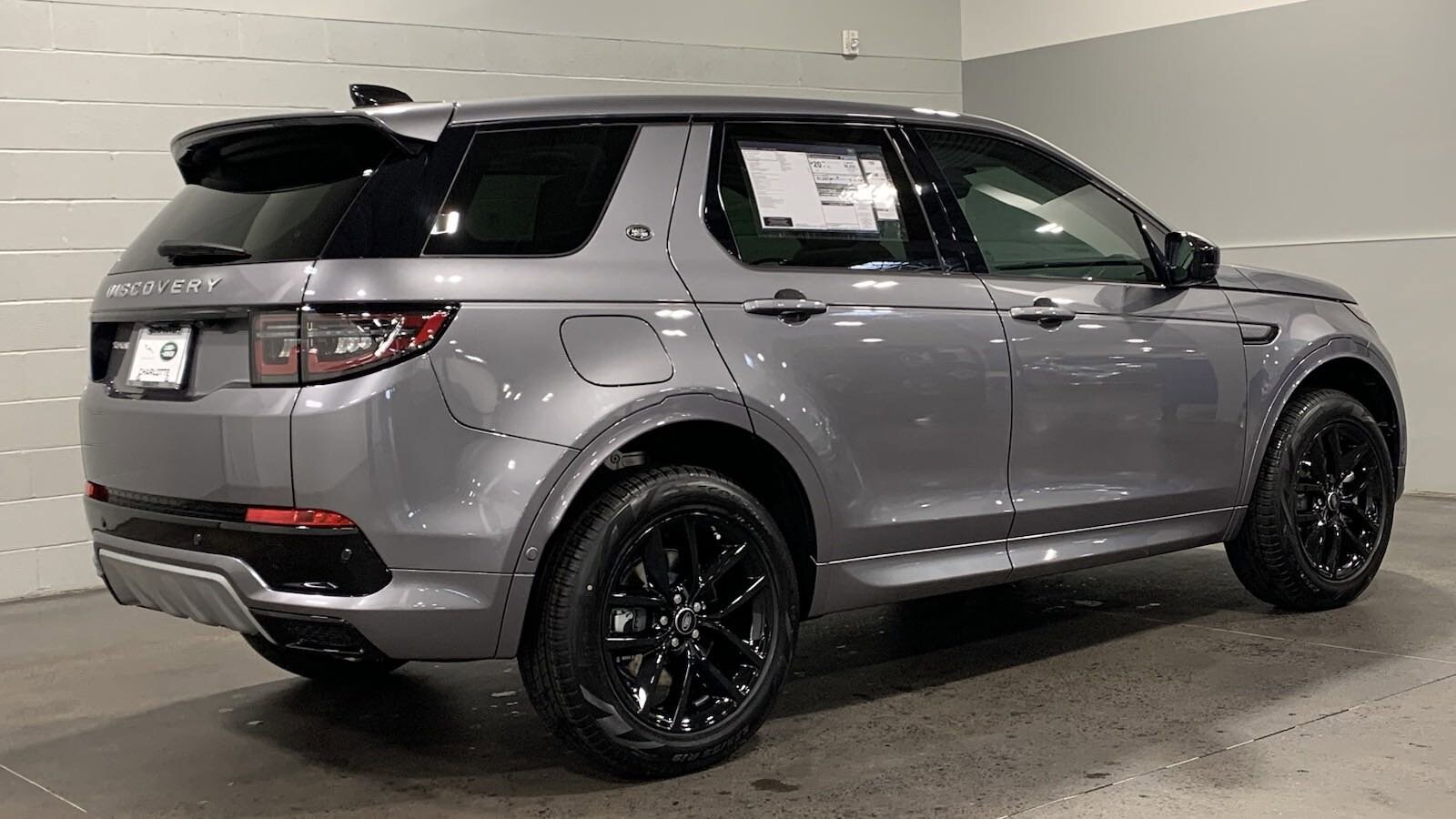 2024 Land Rover Discovery Sport S photo 2