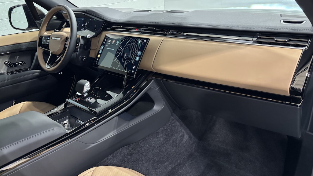 New 2026 Land Rover Range Rover Sport Dynamic SE SUV