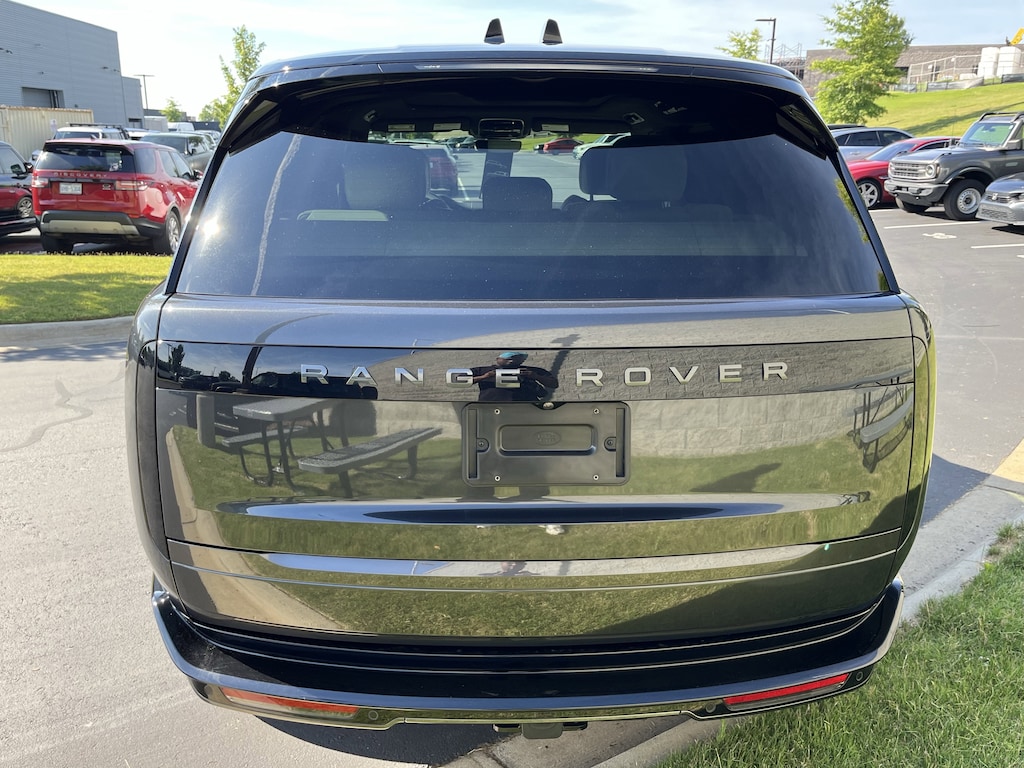 Certified 2025 Land Rover Range Rover SE SUV