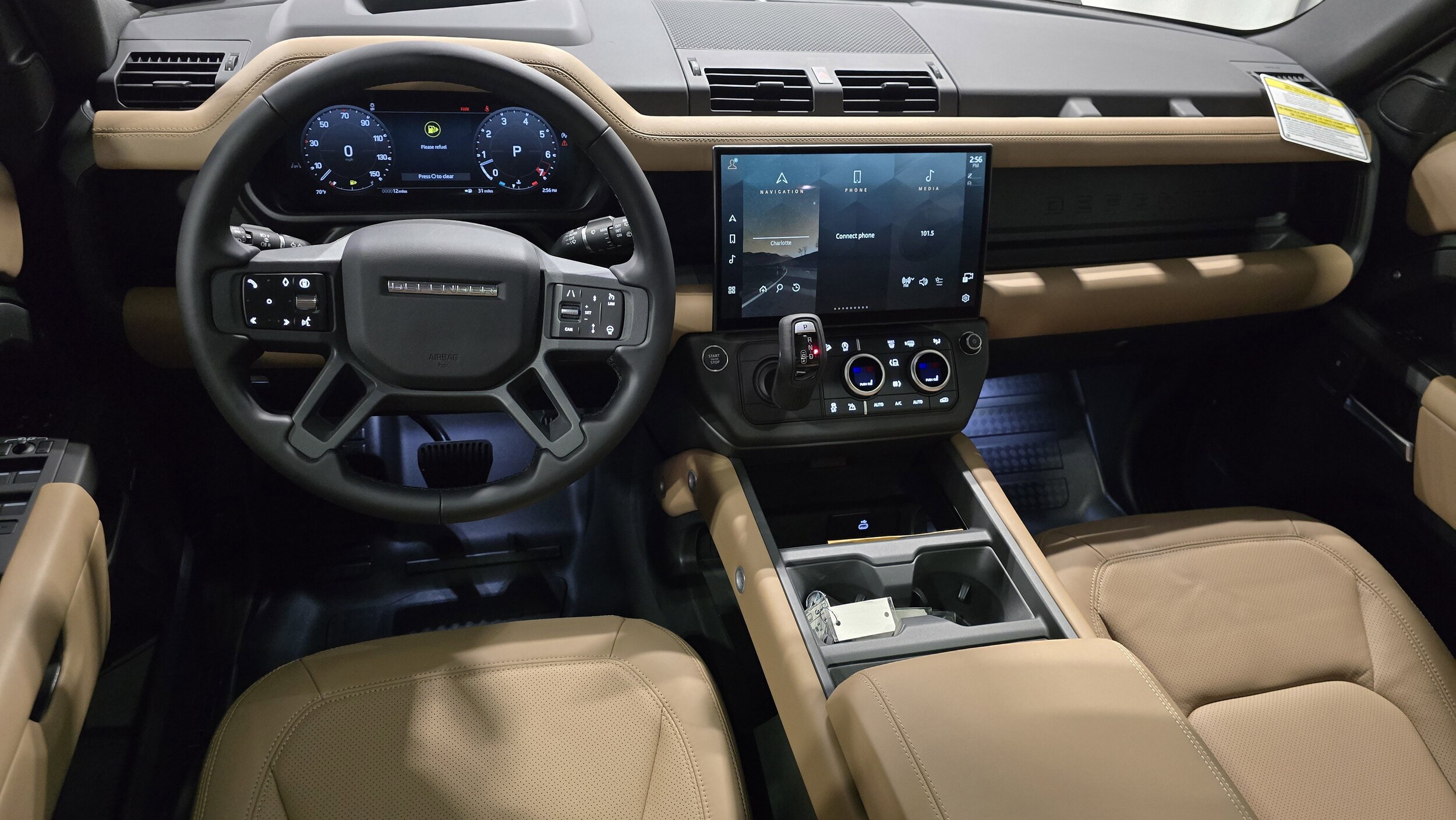 2026 Land Rover Defender X-Dynamic SE photo 4