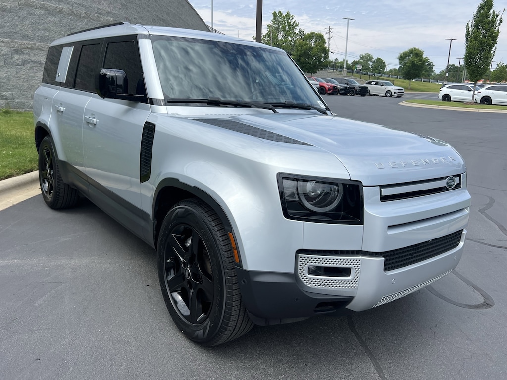 Used 2023 Land Rover Defender SE SUV