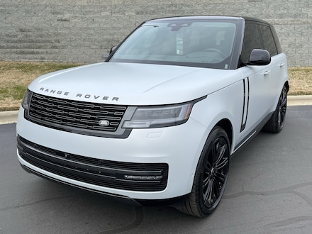 2025 Land Rover Range Rover SE SUV