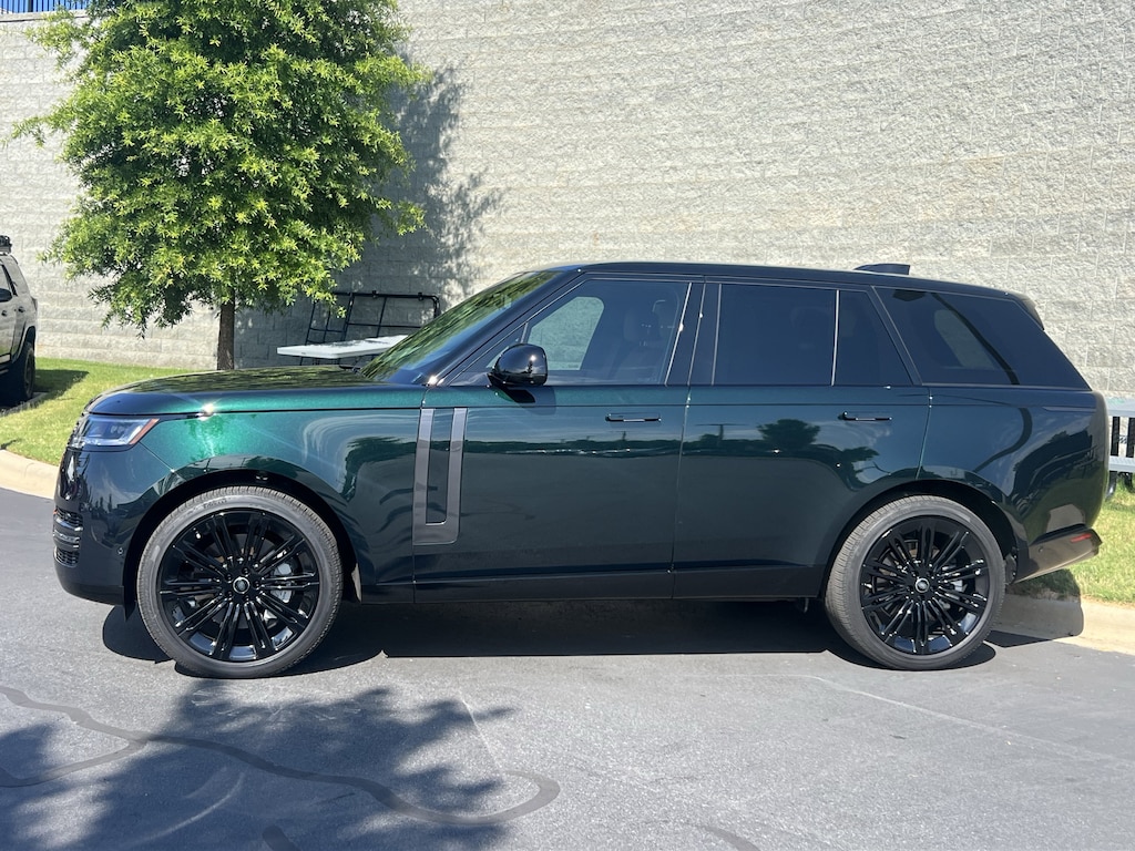 Used 2025 Land Rover Range Rover SE SUV