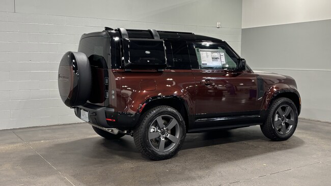 2026 Land Rover Defender X-Dynamic SE SUV