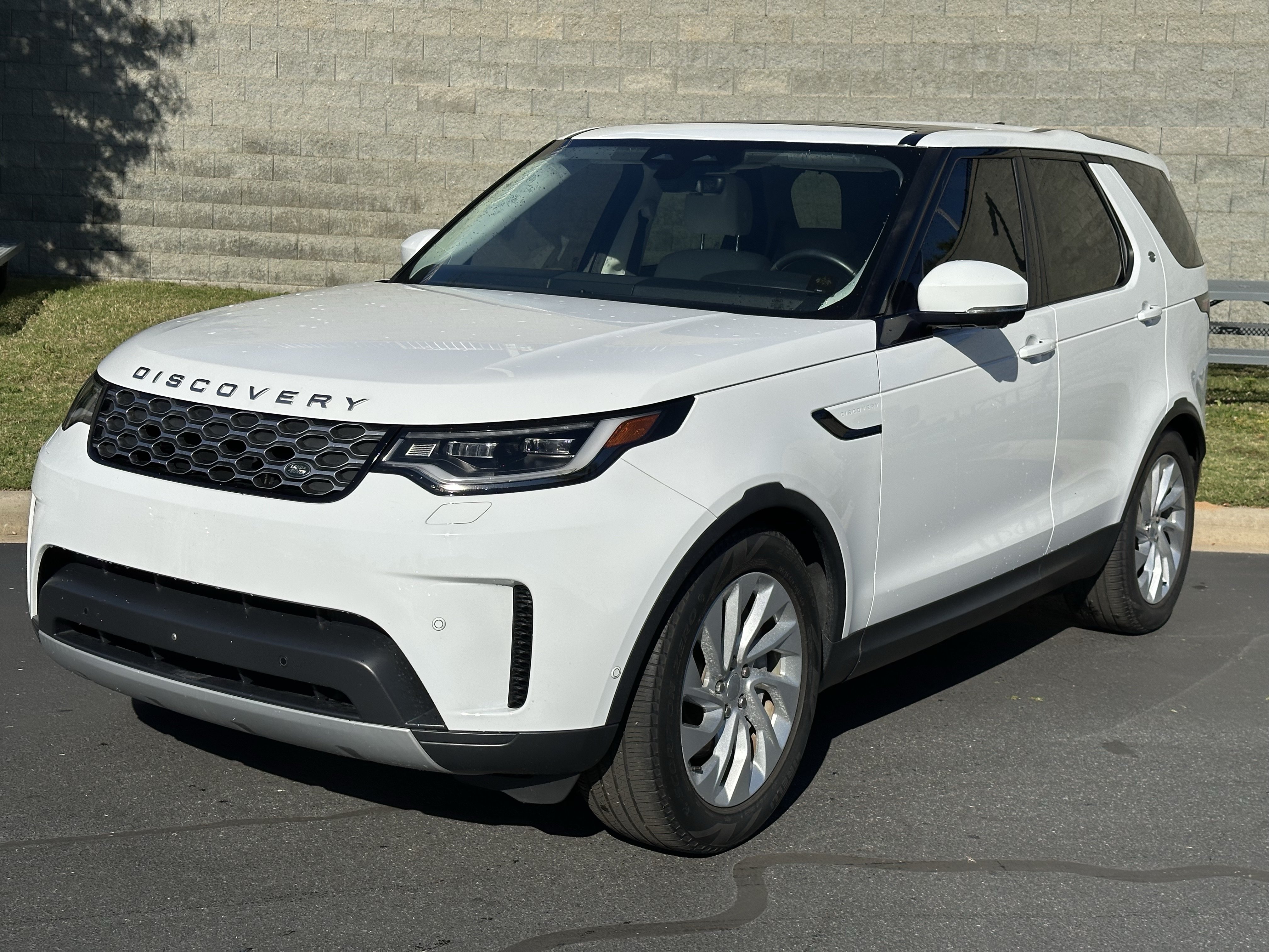 Certified 2023 Land Rover Discovery S SUV