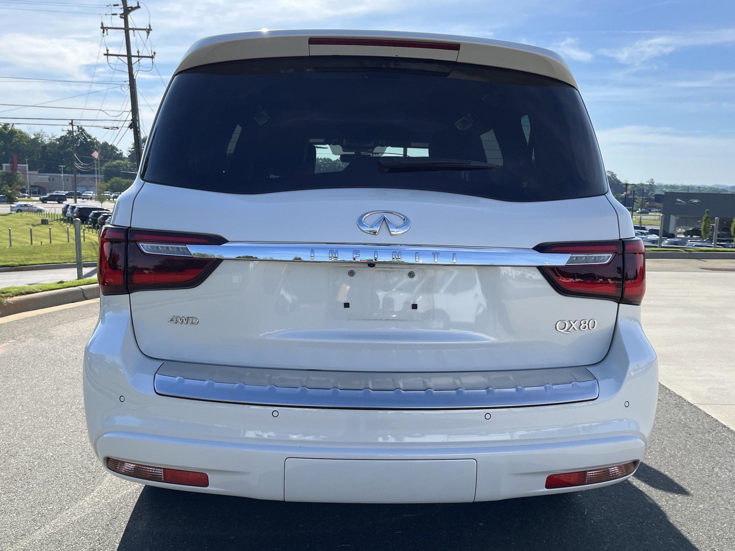 INFINITI QX80 SENSORY