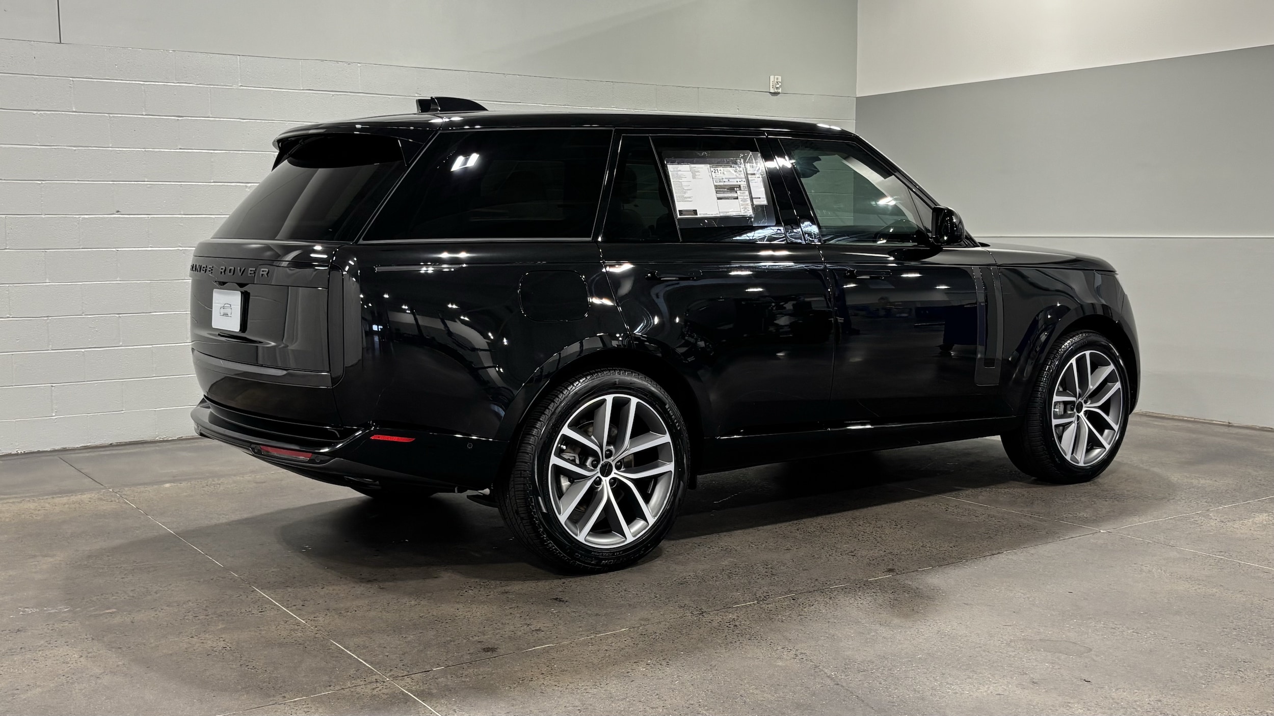 2026 Land Rover Range Rover SE