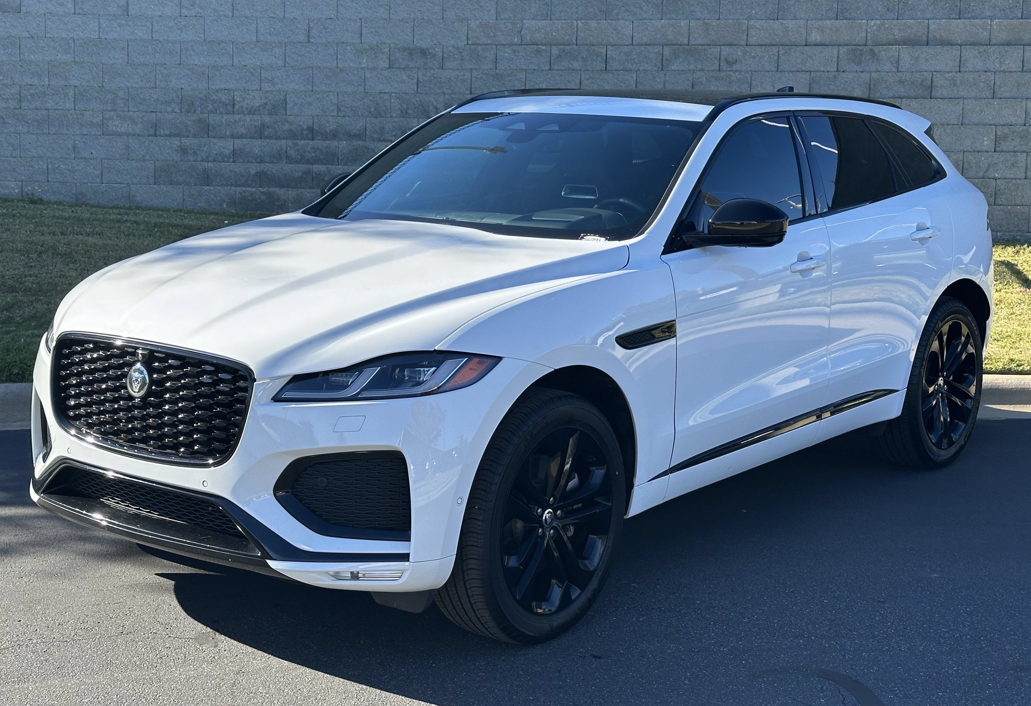  Jaguar F-PACE