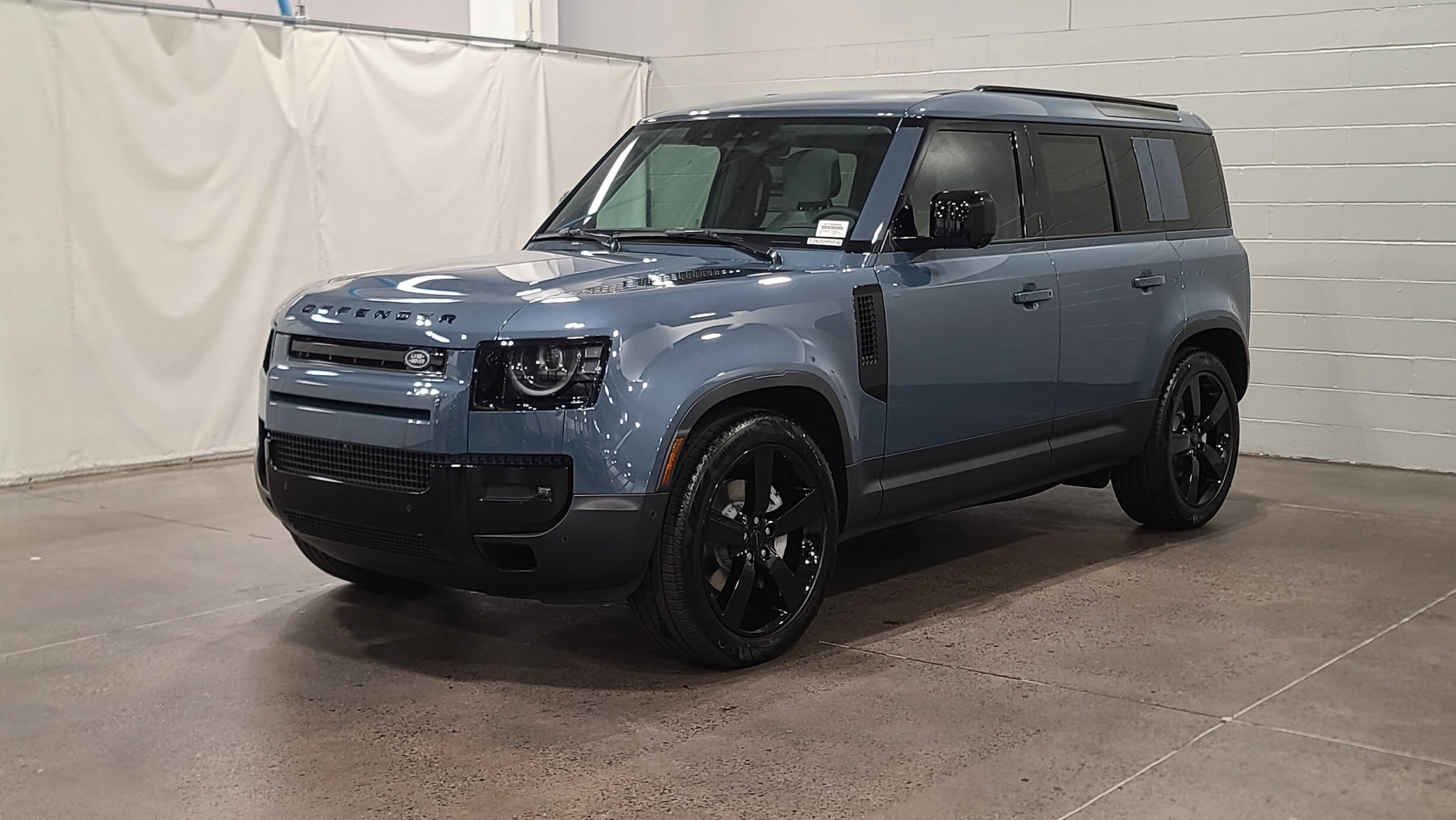 2026 Land Rover Defender 110 S P300's photo