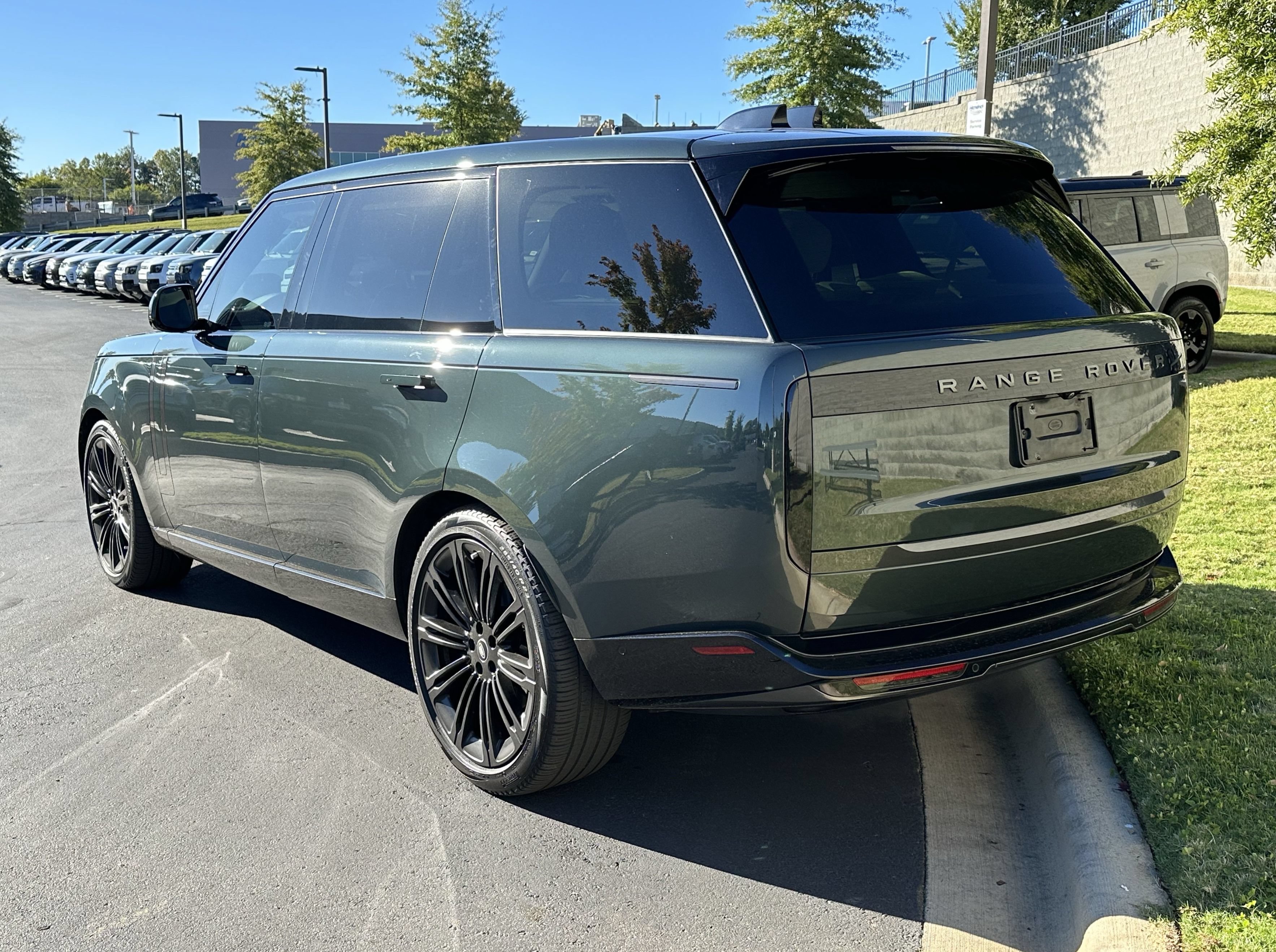 Used 2024 Land Rover Range Rover SE SUV