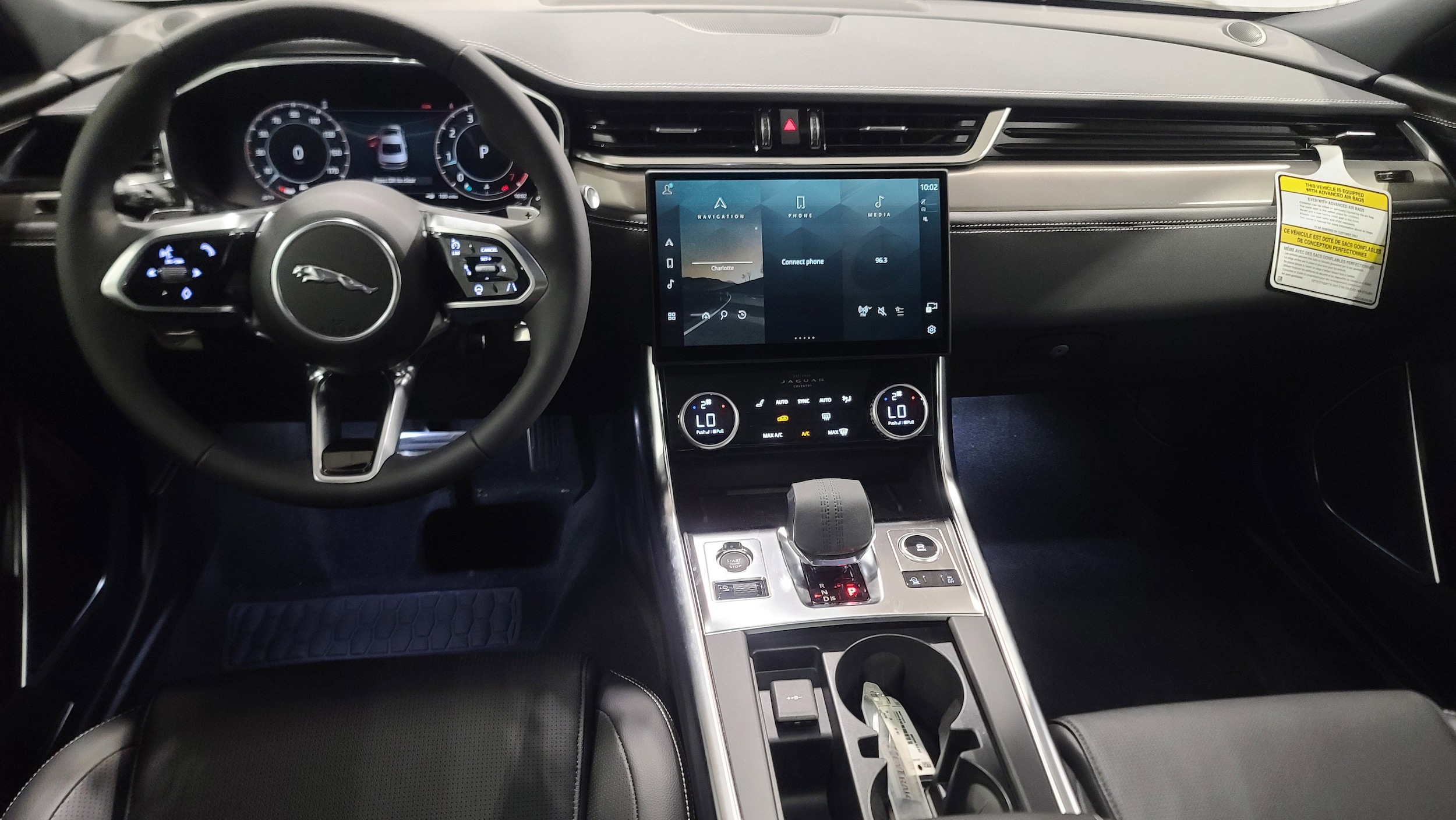 2024 Jaguar XF R-Dynamic SE photo 4