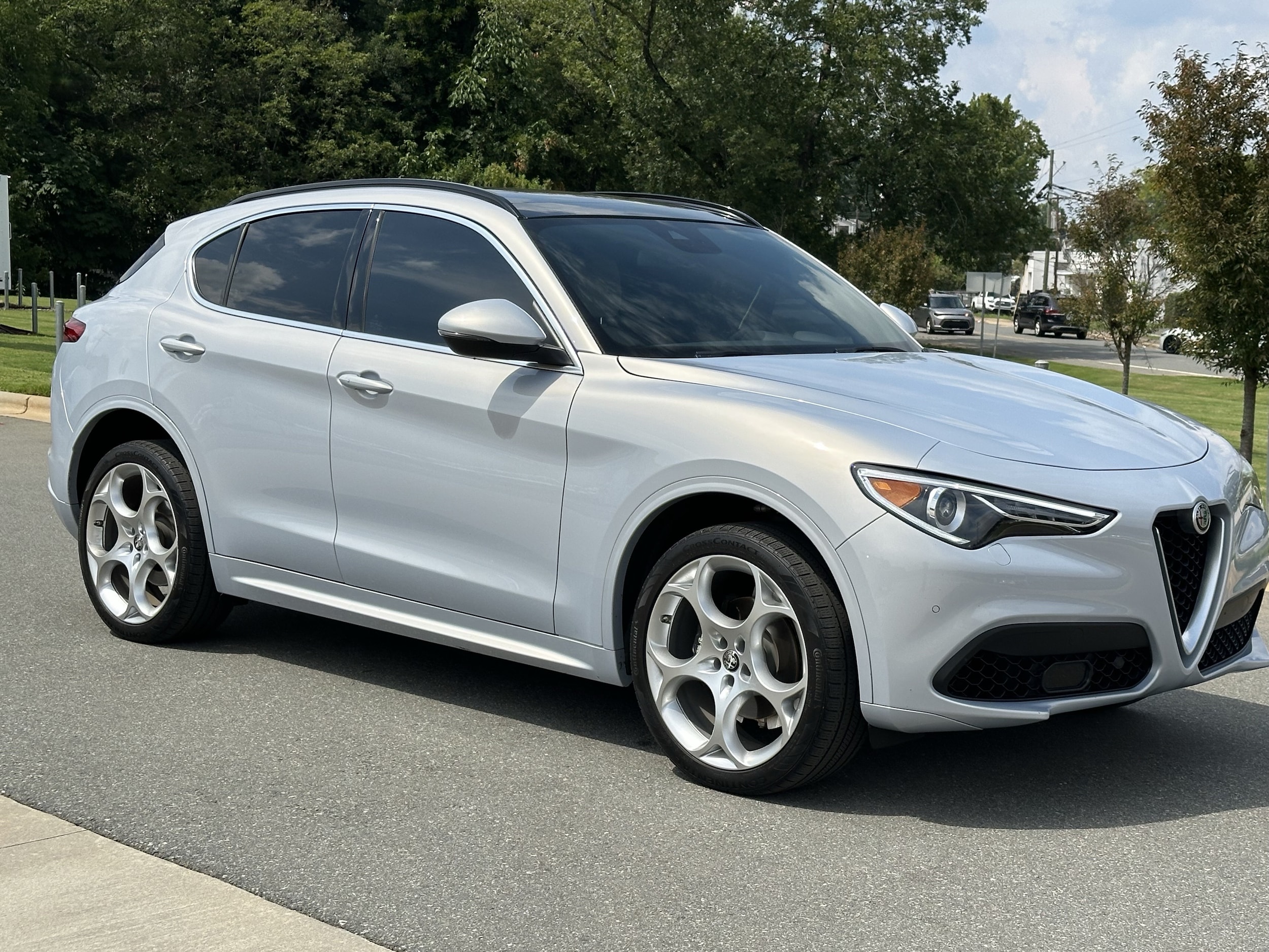 2023 Alfa Romeo Stelvio Lusso