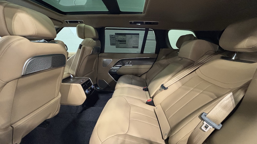 New 2026 Land Rover Range Rover Autobiography SUV