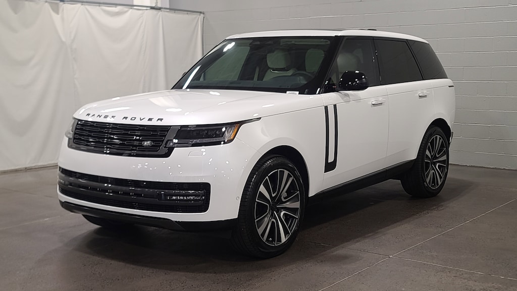 New 2026 Land Rover Range Rover SE SUV