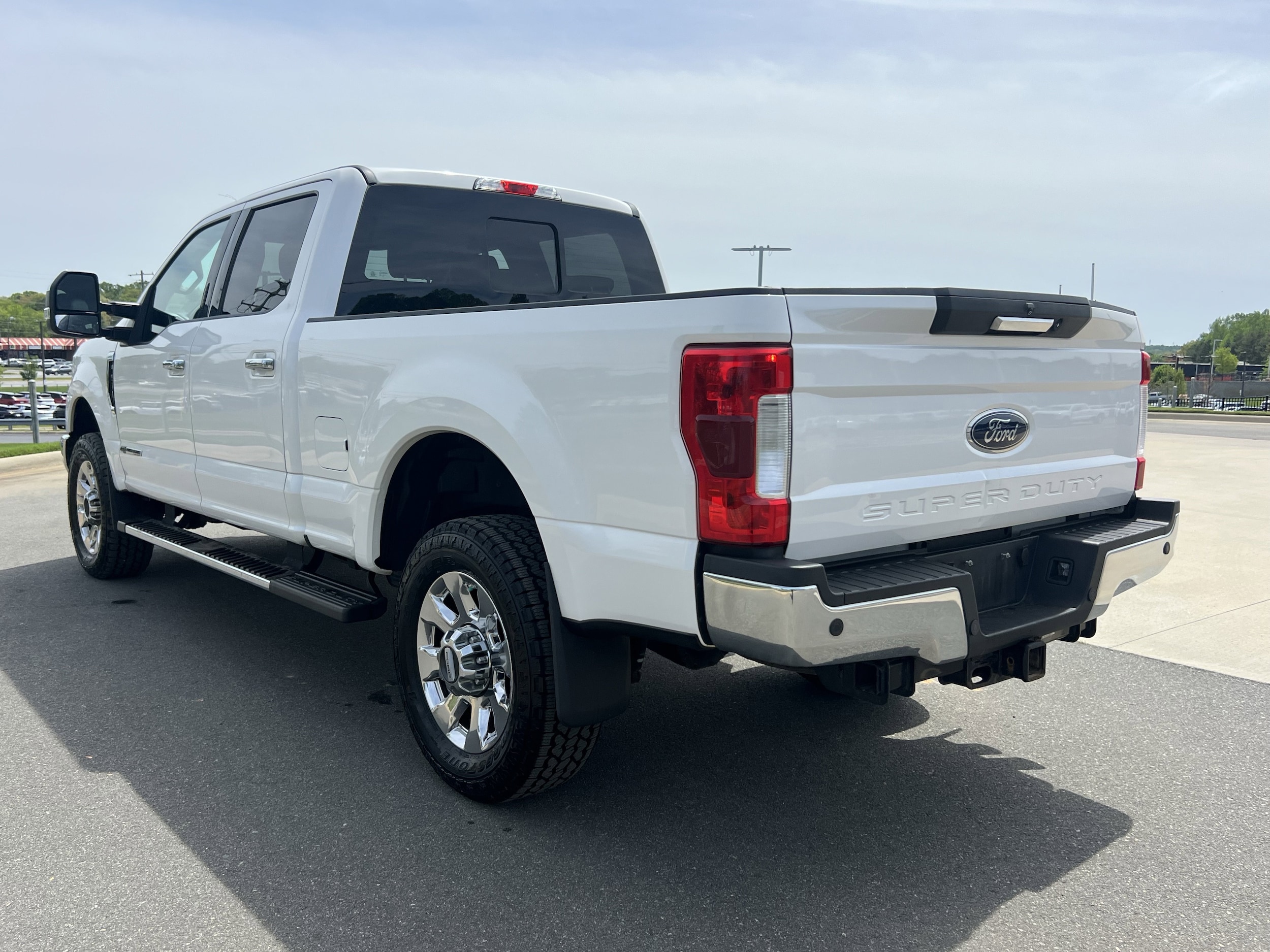 2018 Ford Super Duty F-250 SRW LARIAT photo 5
