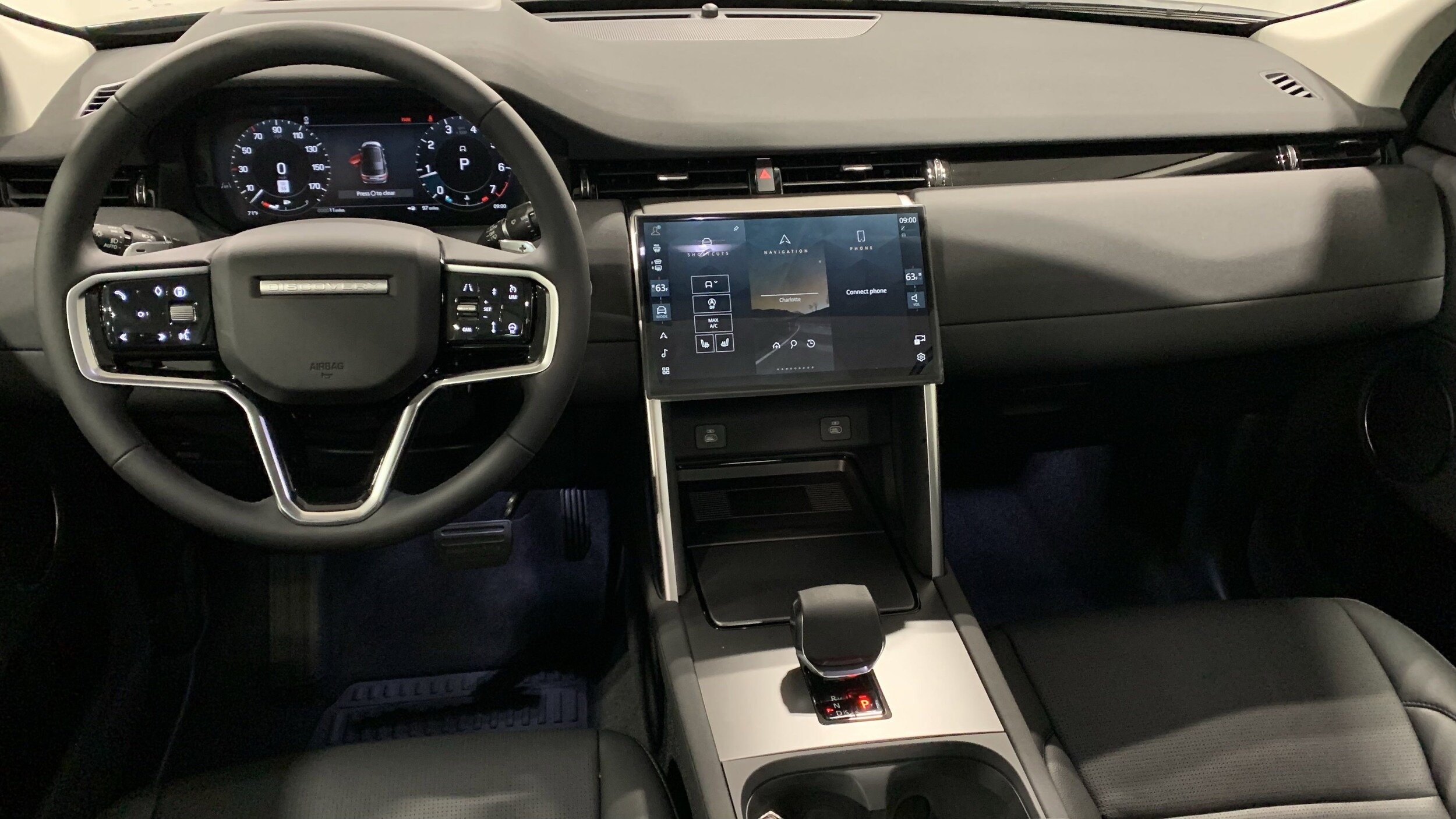 2025 Land Rover Discovery Sport S photo 2