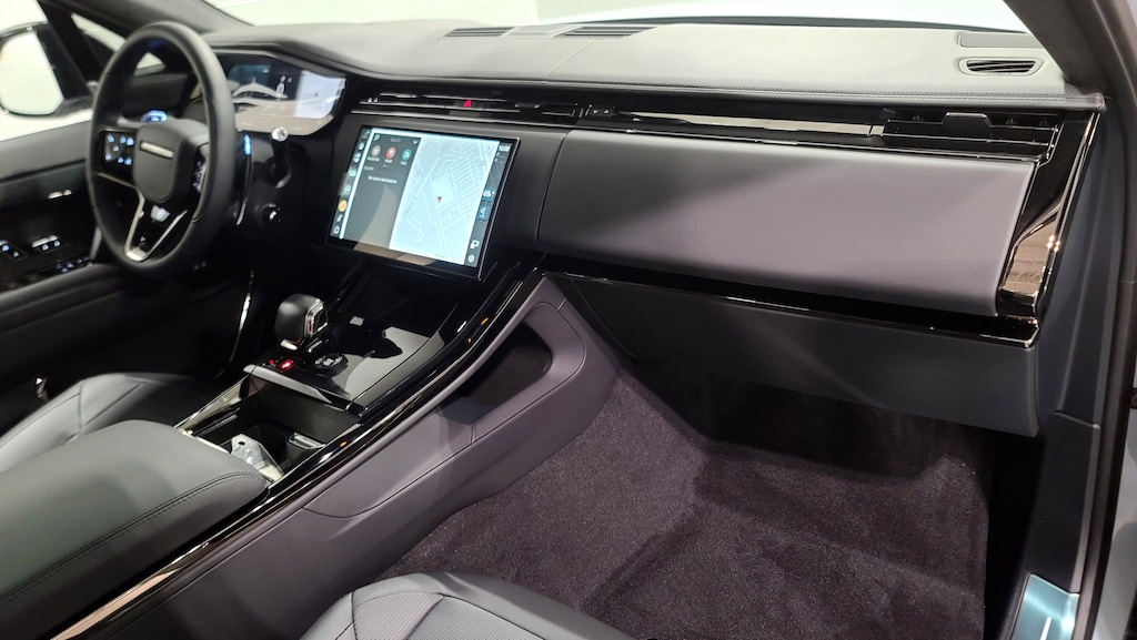 New 2026 Land Rover Range Rover Sport P635 SV SUV