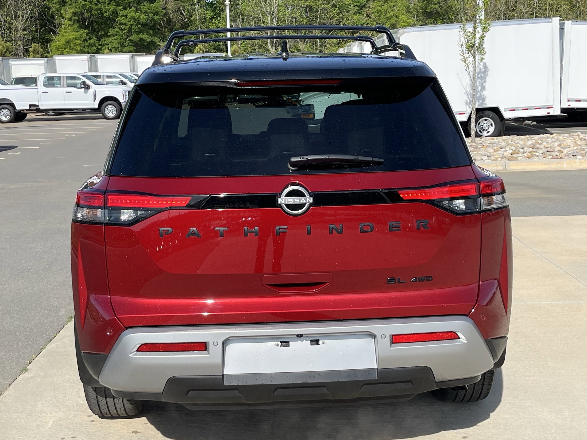 2023 Nissan Pathfinder SL photo 6