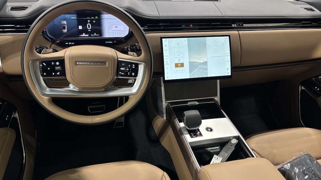 New 2026 Land Rover Range Rover SE LWB 7-Seats / V8 SUV
