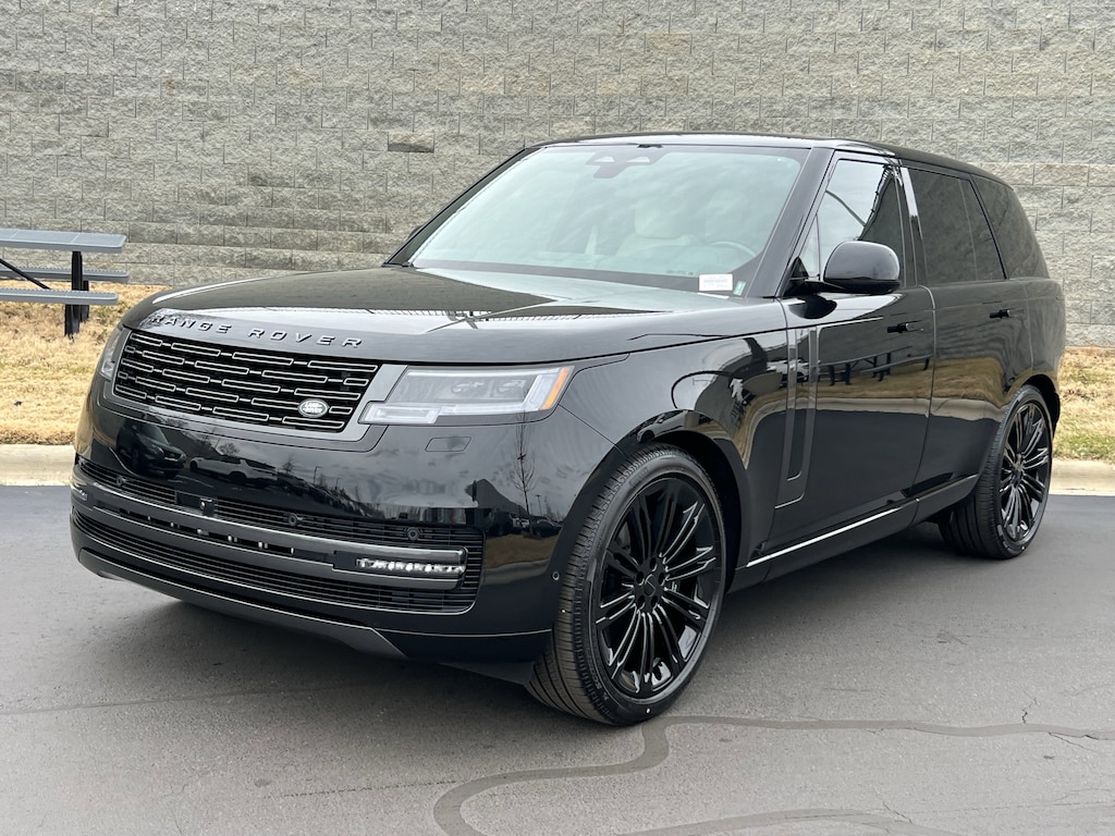 New 2026 Land Rover Range Rover SE SUV