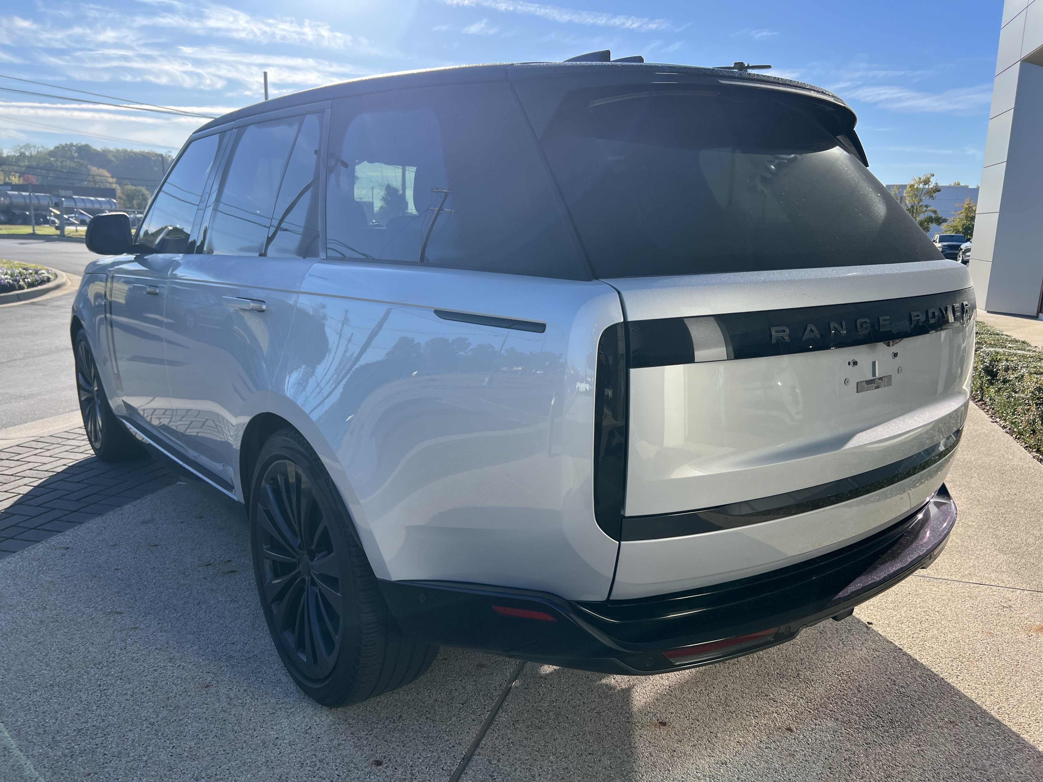 Used 2024 Land Rover Range Rover SE SUV