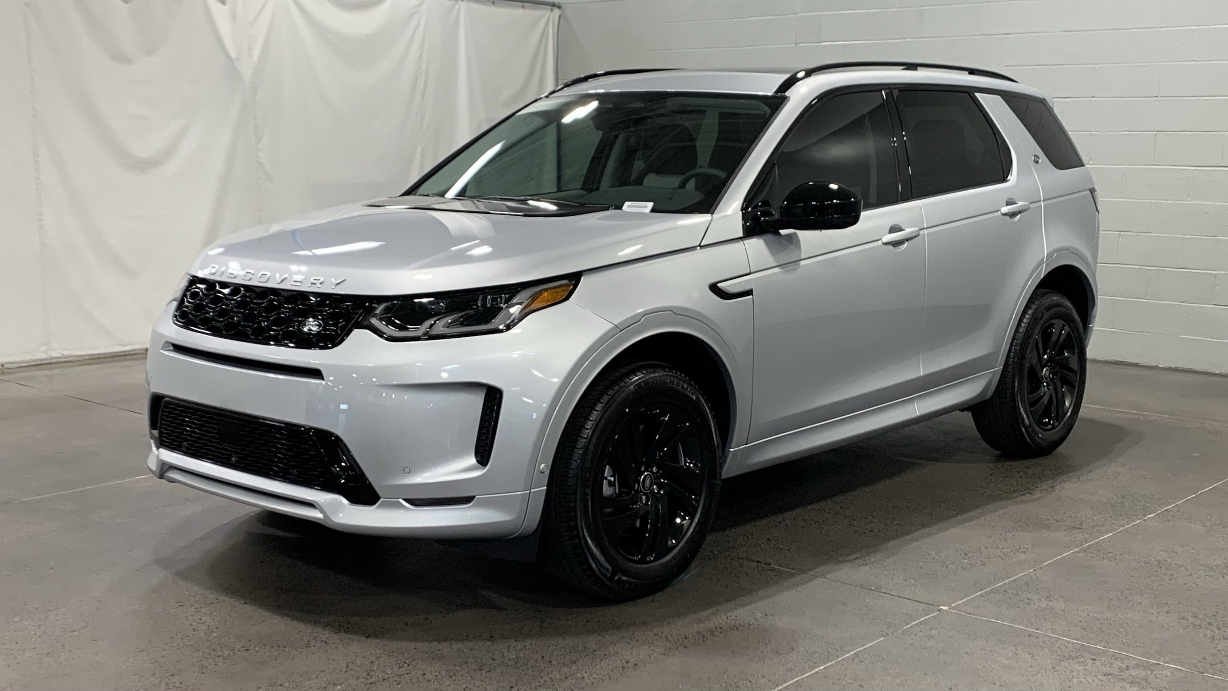 2025 Land Rover Discovery Sport
