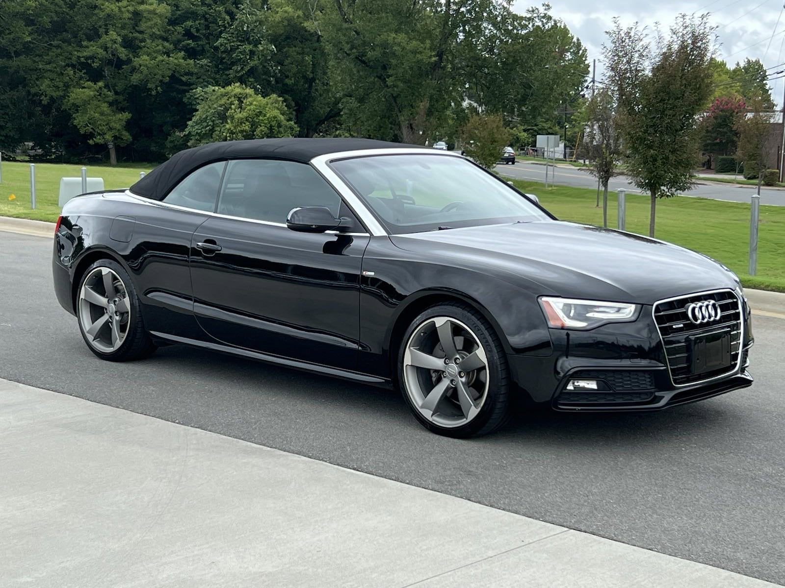 Used 2015 Audi A5 Cabriolet Premium Plus with VIN WAUMFAFH5FN009322 for sale in Charlotte, NC