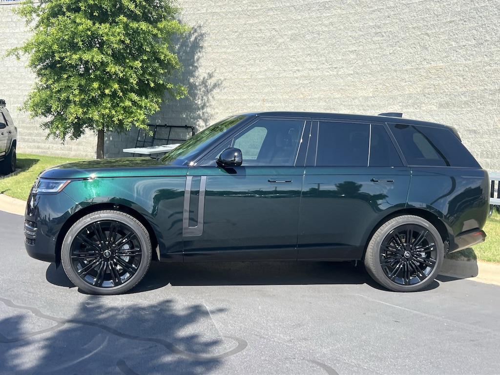 Used 2025 Land Rover Range Rover SE SUV