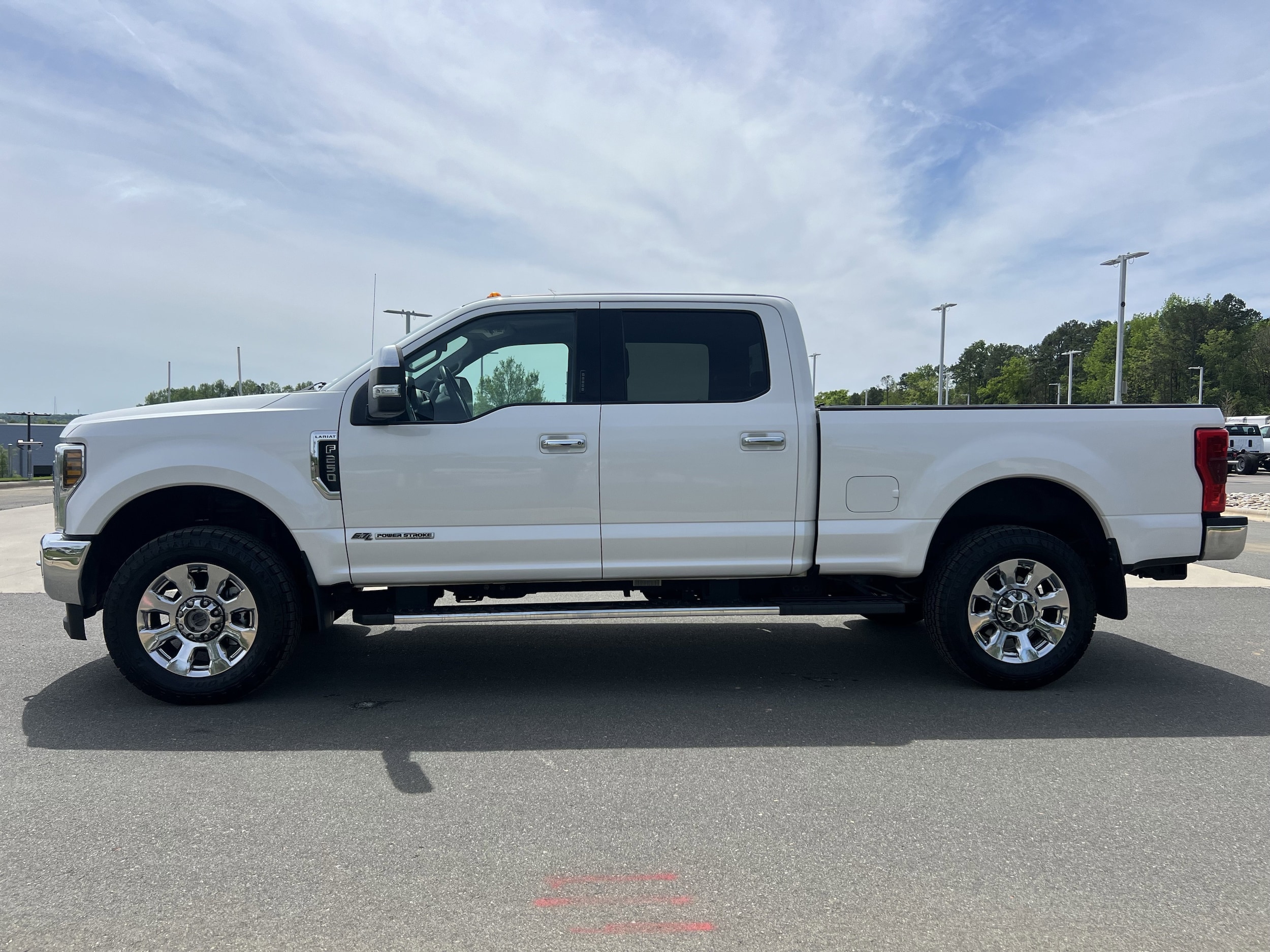 2018 Ford Super Duty F-250 SRW LARIAT photo 4
