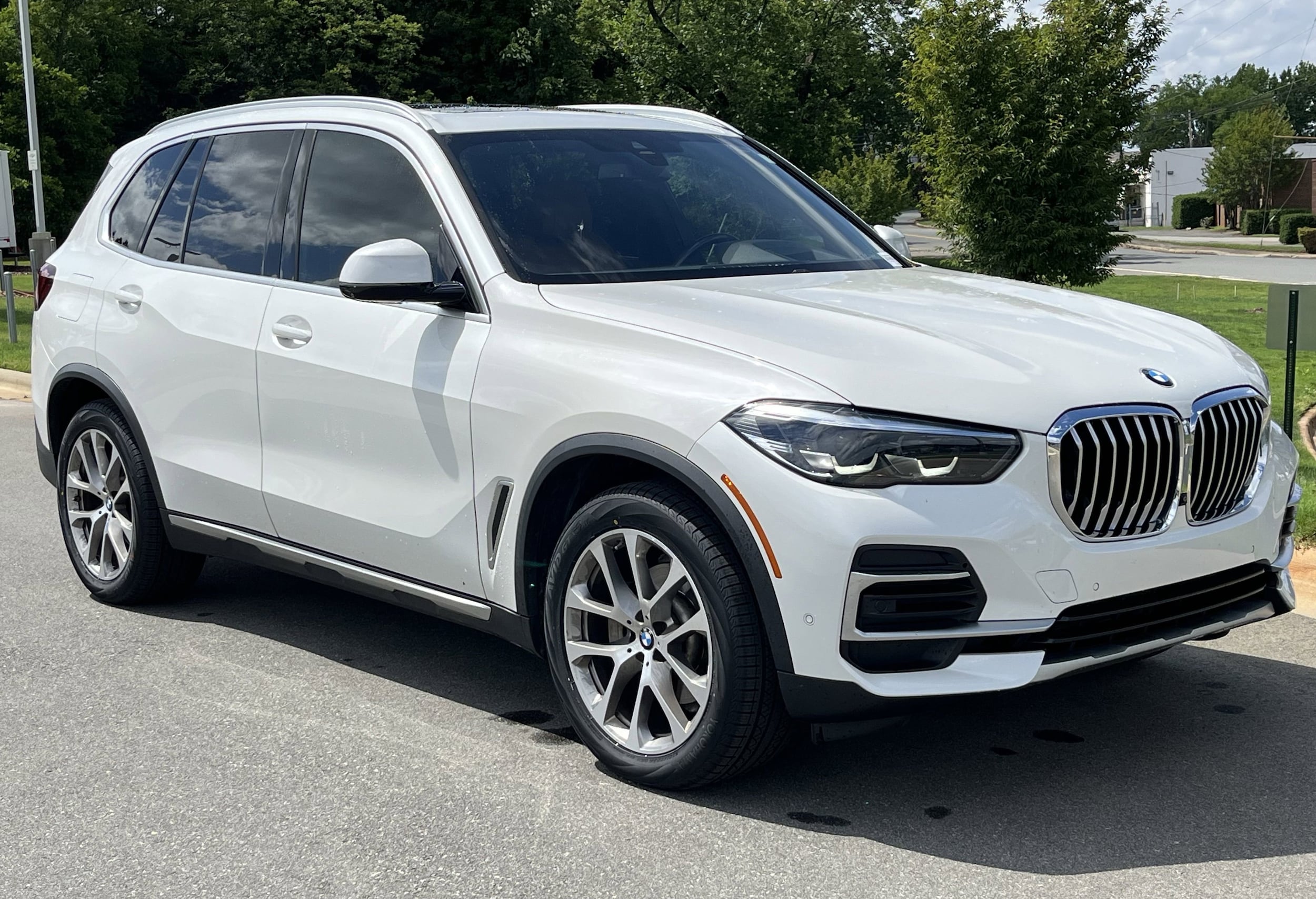 2022 BMW X5 xDrive40i's photo