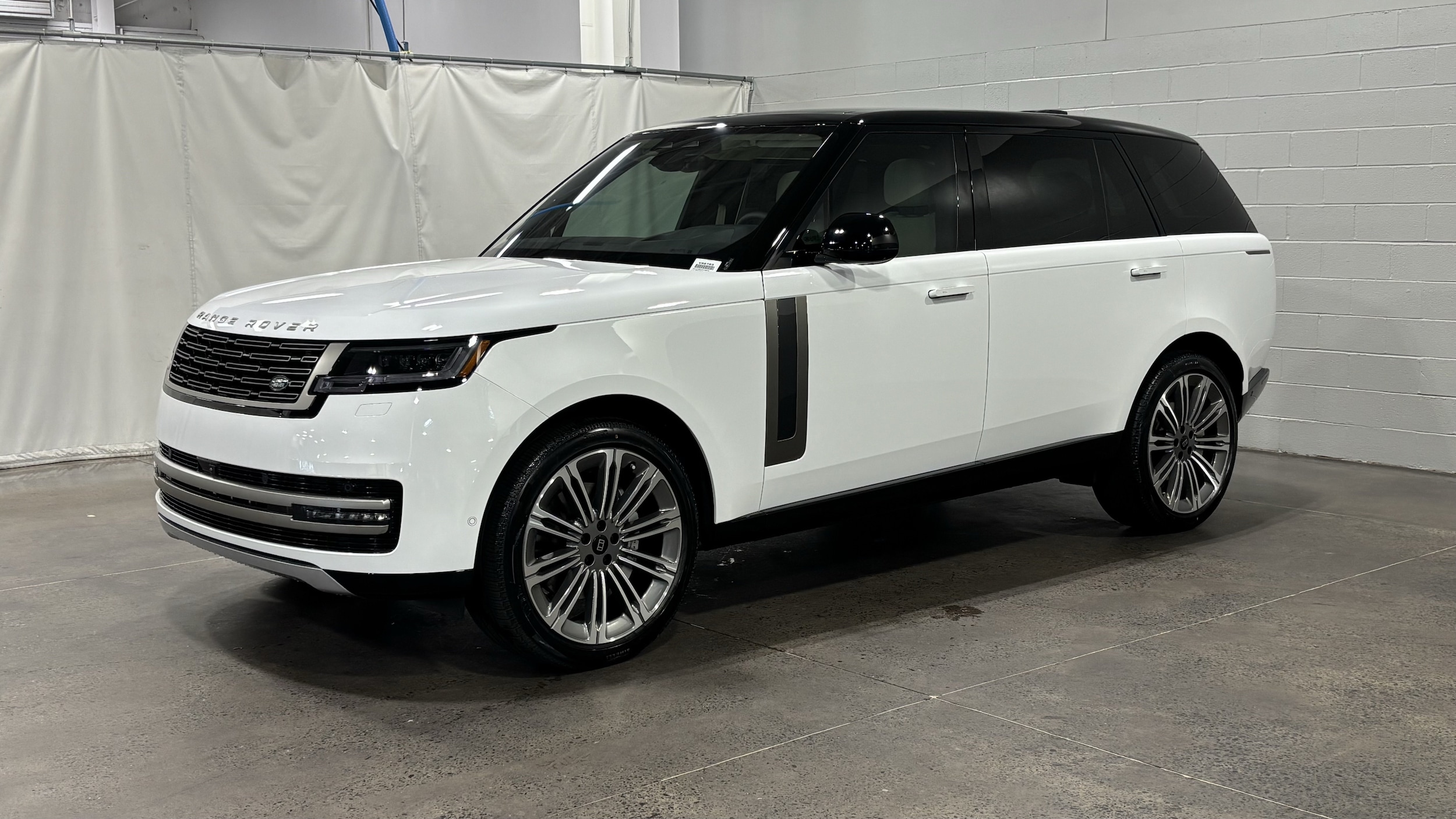 2027 Land Rover Range Rover SE 2027 Land Rover Range Rover SE