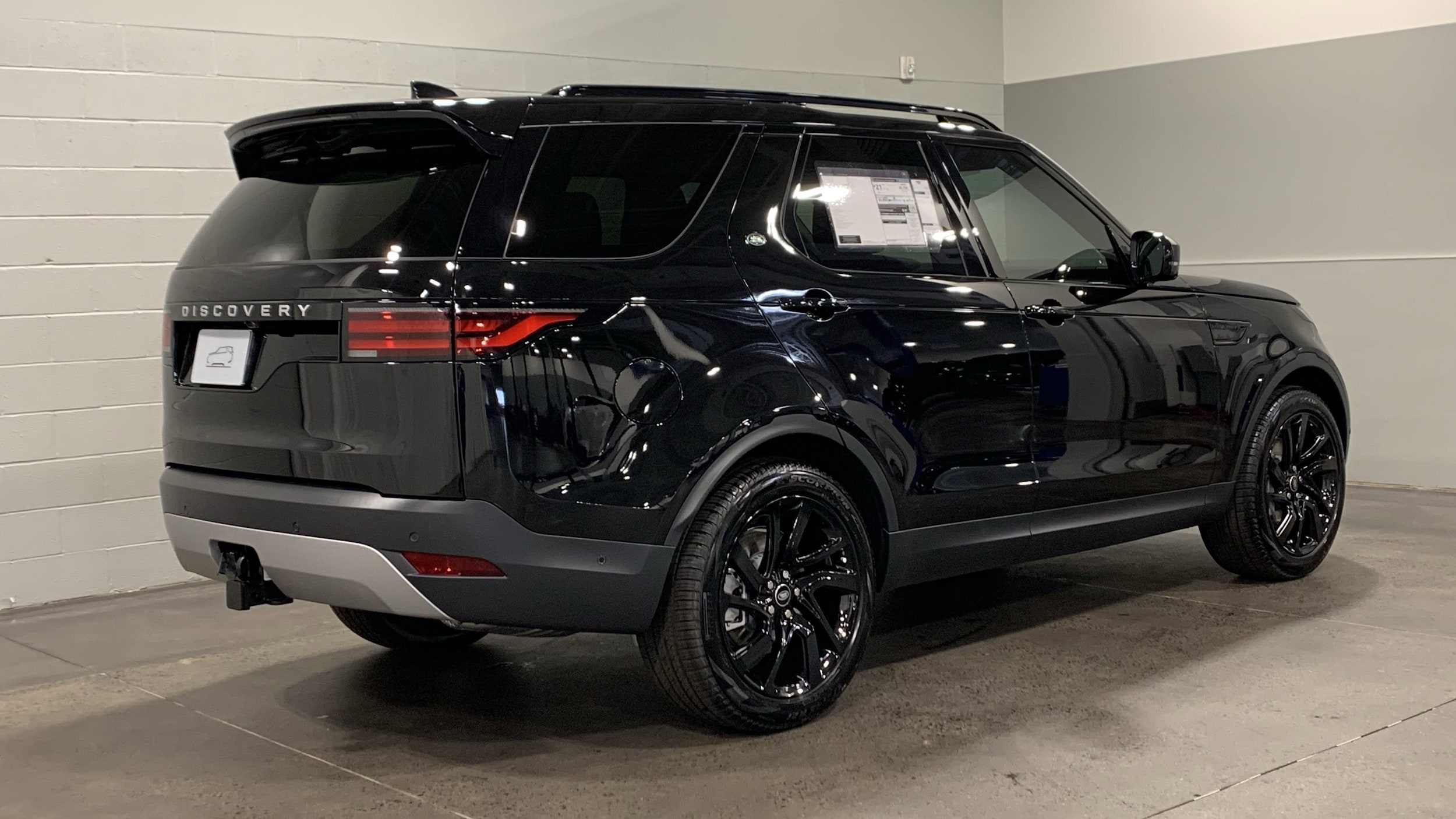 Used 2025 Land Rover Discovery S with VIN SALRJ2FXXS2512627 for sale in Kansas City