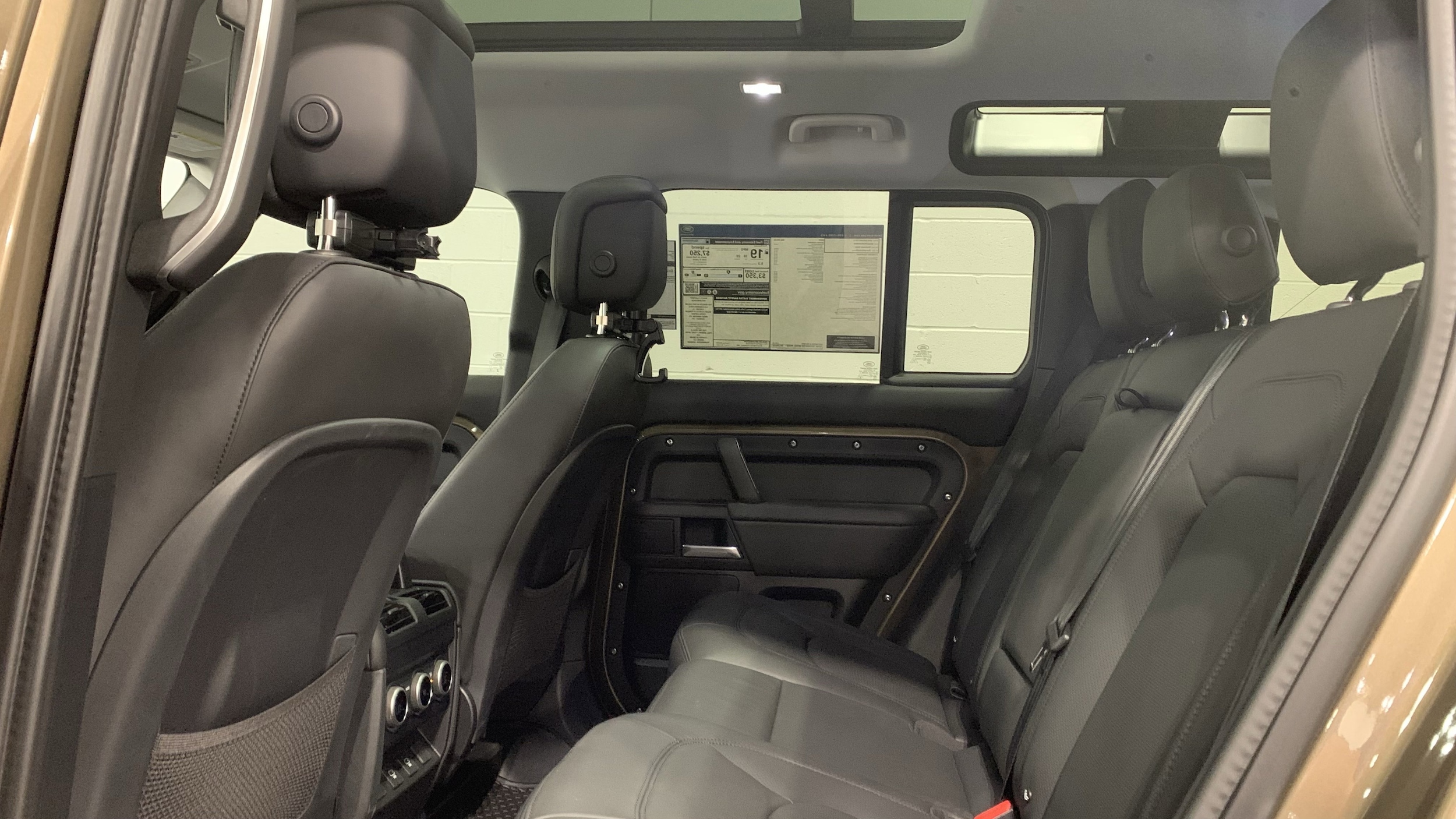 2025 Land Rover Defender S photo 5