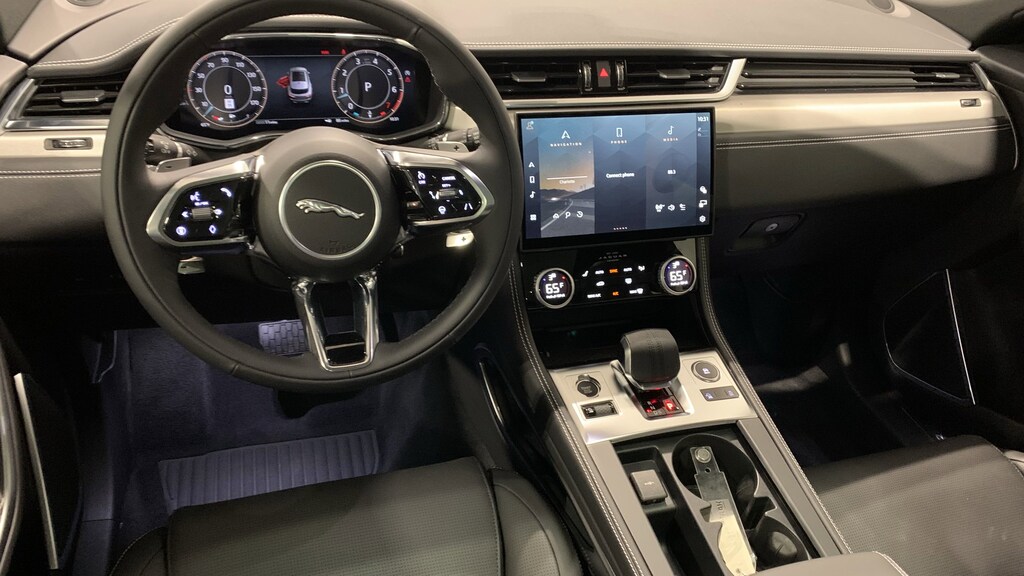 Used 2026 Jaguar F-PACE R-Dynamic S SUV