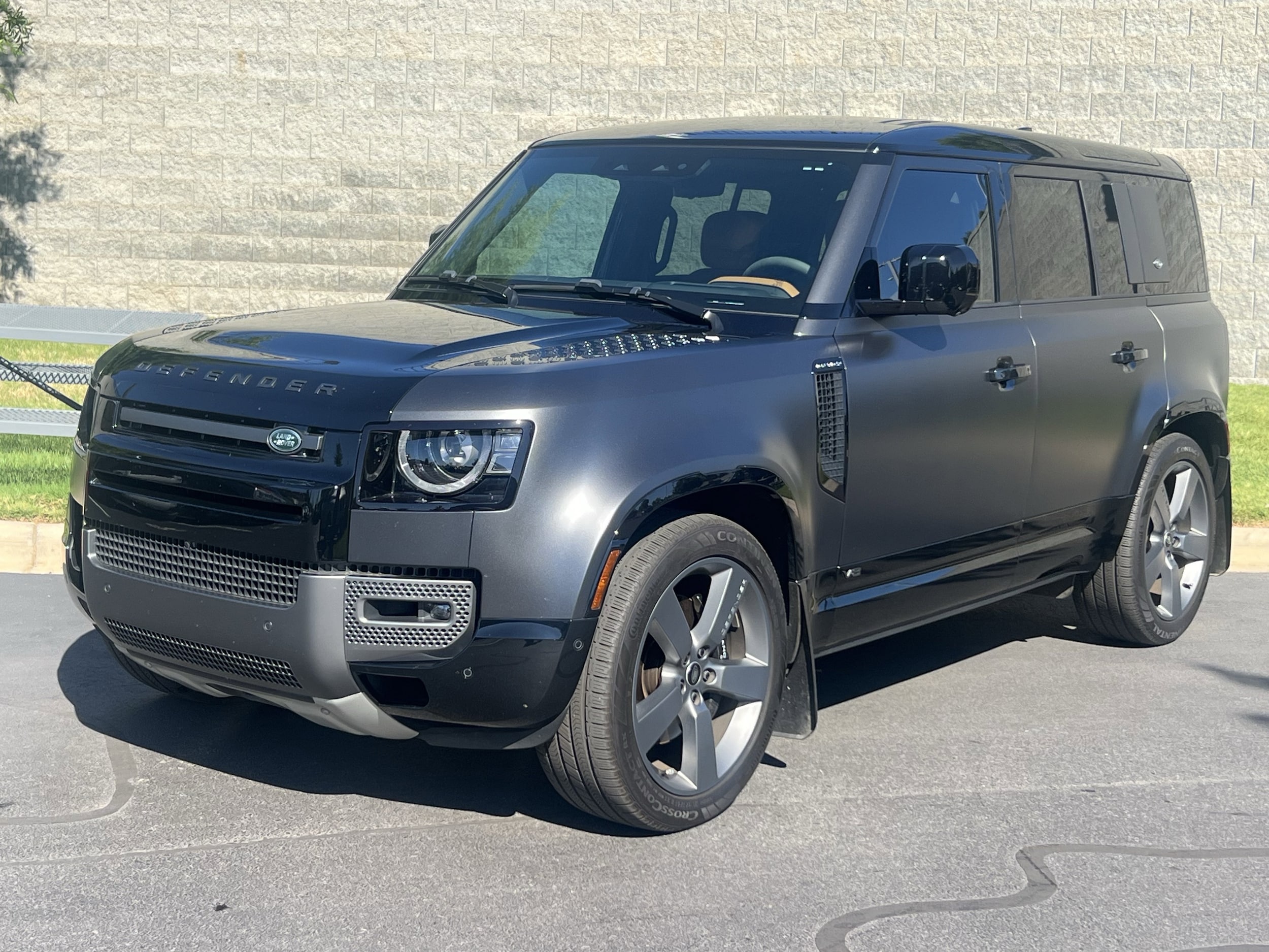 2024 Land Rover Defender 110 Carpathian Edition P525's photo