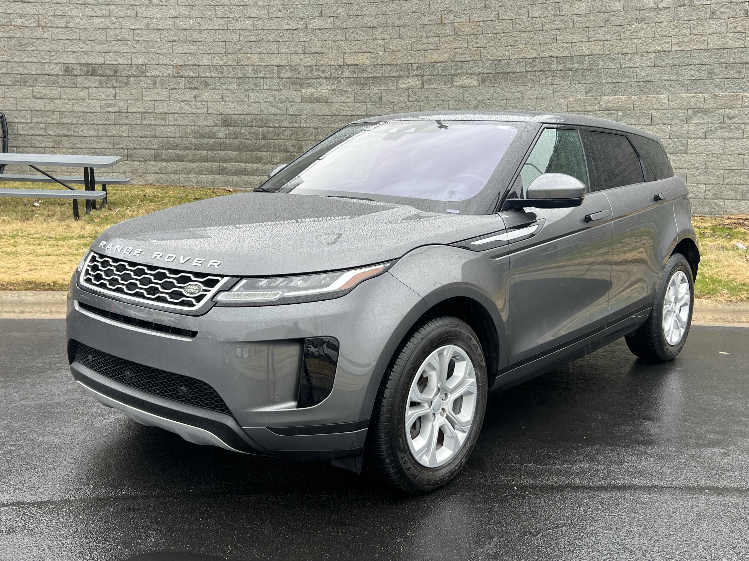 2020 Land Rover Range Rover Evoque S's photo