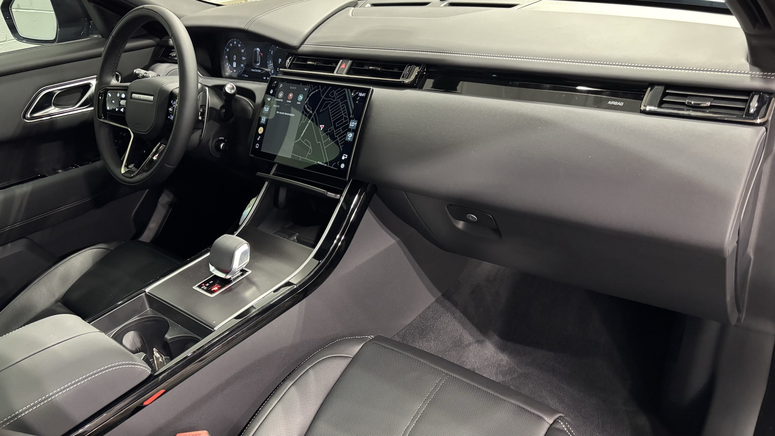 2026 Land Rover Range Rover Velar Belgravia Edition