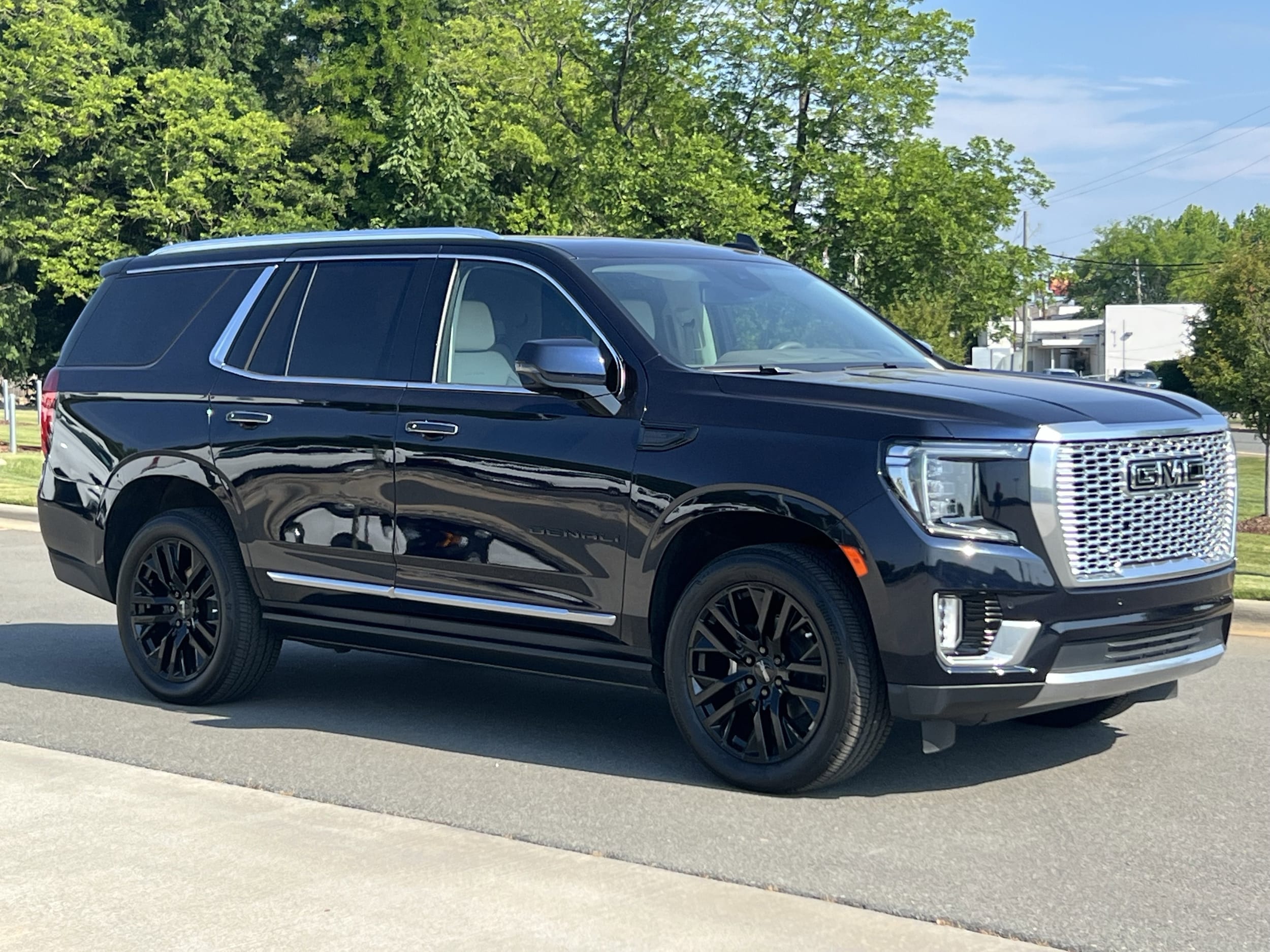 2023 GMC Yukon 4WD Denali's photo