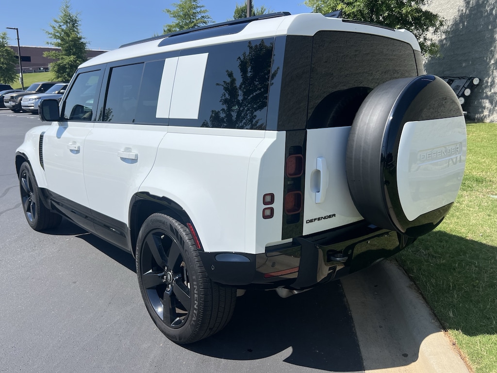 Used 2025 Land Rover Defender X-Dynamic SE SUV