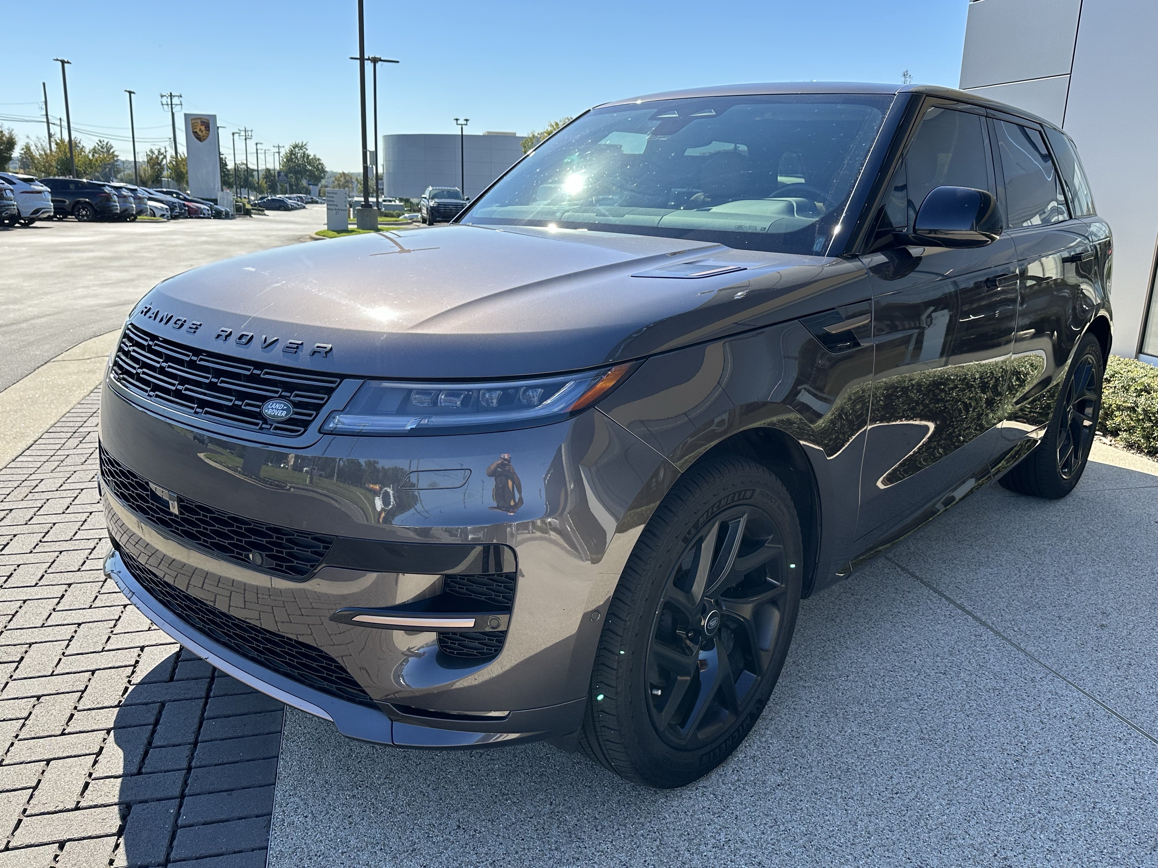 Used 2024 Land Rover Range Rover Sport Dynamic SE SUV