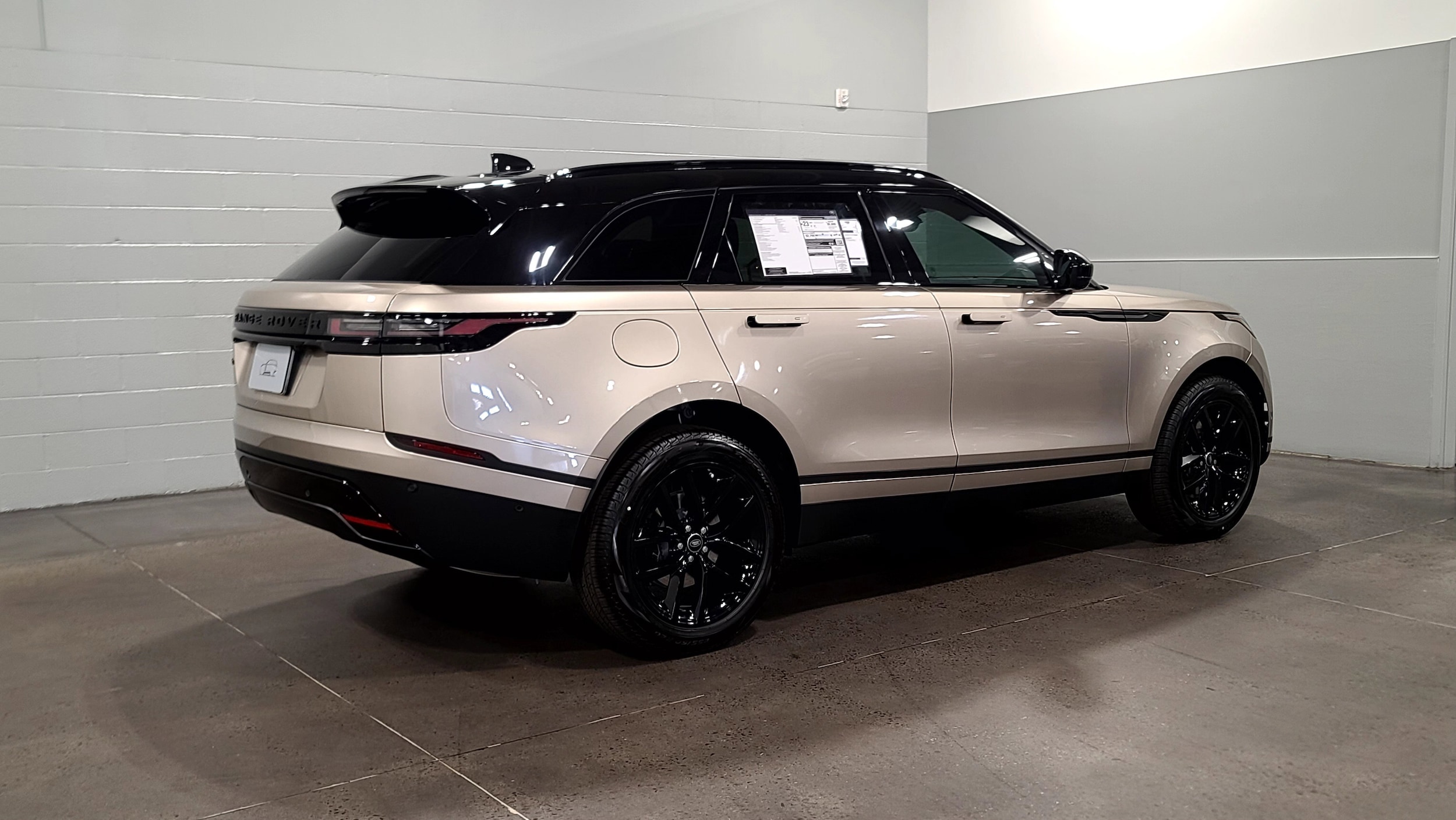 2026 Land Rover Range Rover Velar S photo 2