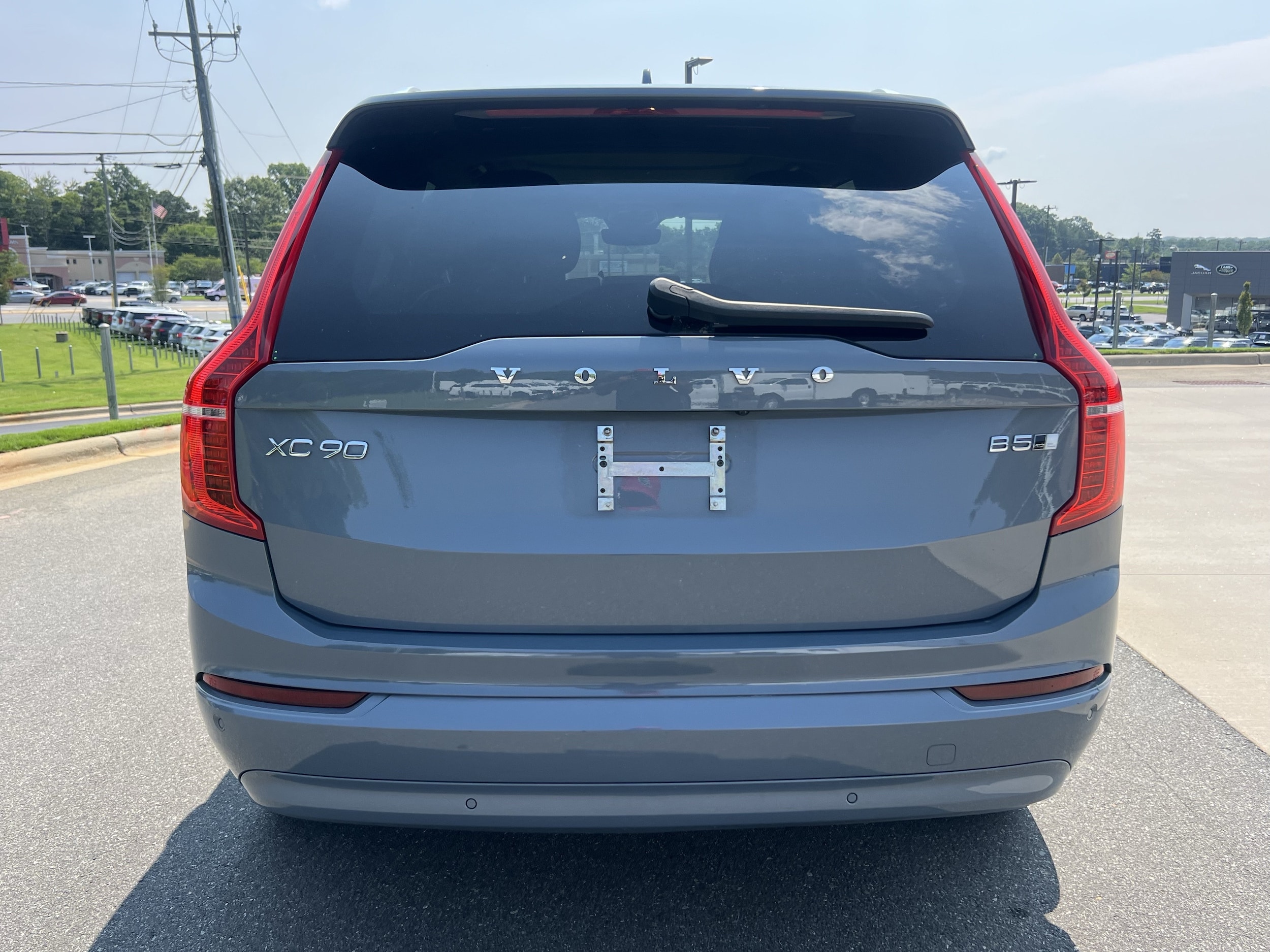 2023 Volvo XC90 Core