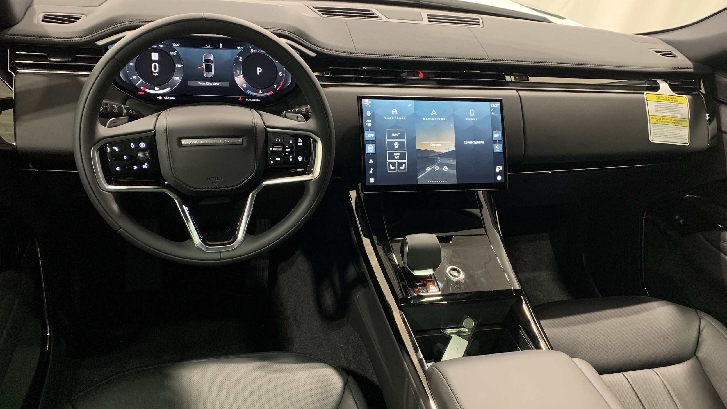 2025 Land Rover Range Rover Sport SE photo 3