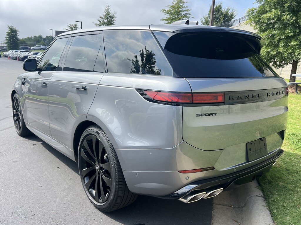Used 2025 Land Rover Range Rover Sport Dynamic SE SUV