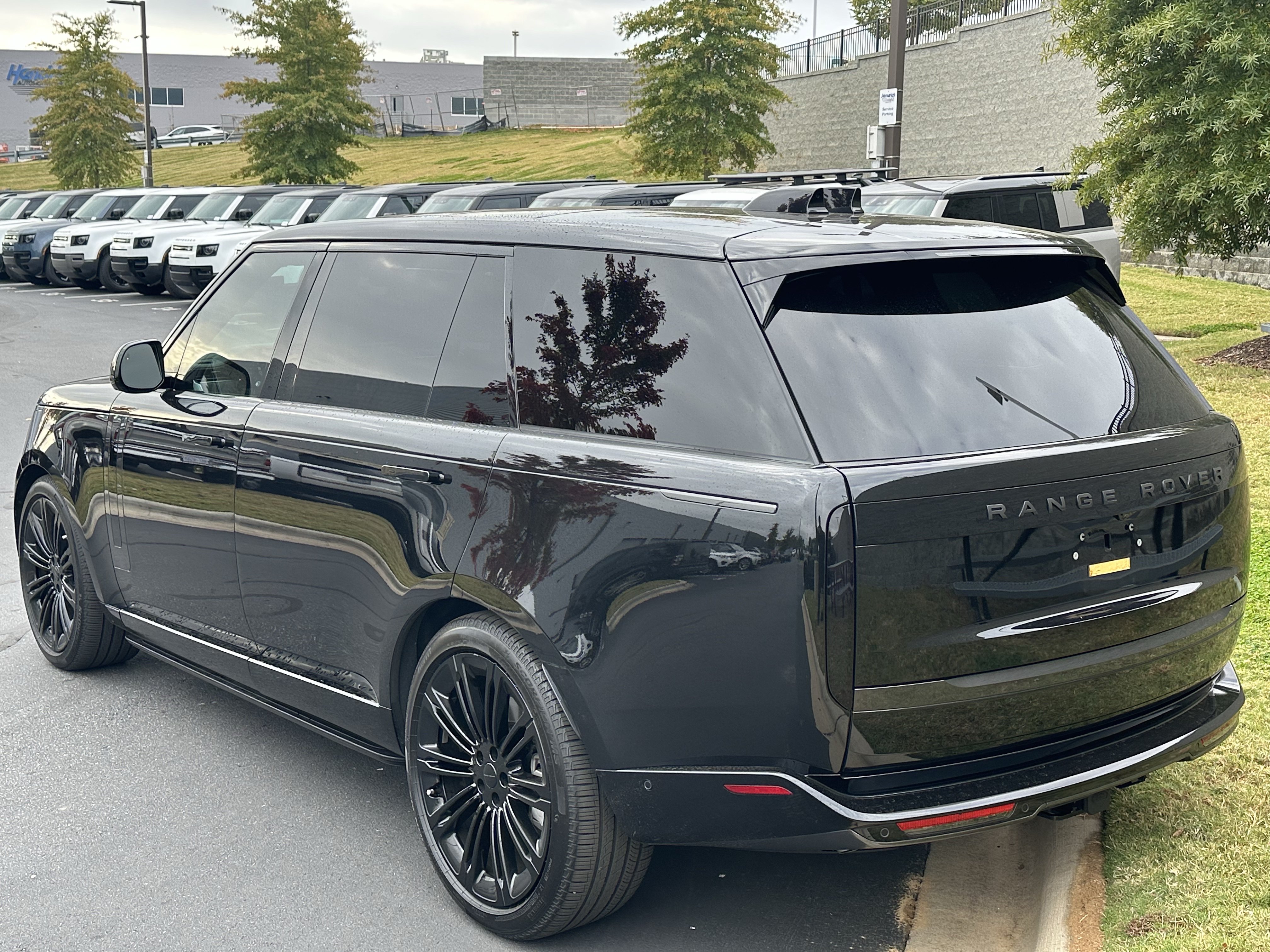 Used 2026 Land Rover Range Rover SE SUV