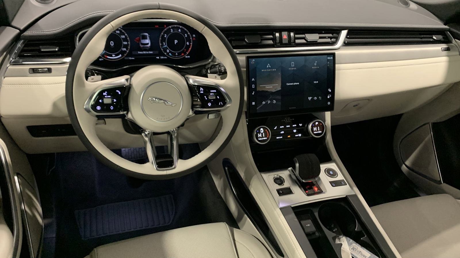 2026 Jaguar F-PACE R-Dynamic S photo 4